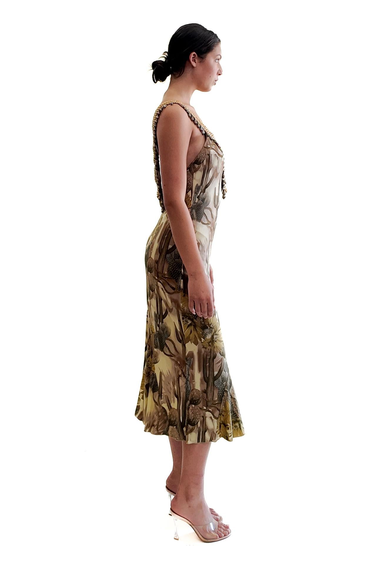 Versace S/S 2006 Desert Print Gold Trim Teelanges Kleid Damen im Angebot