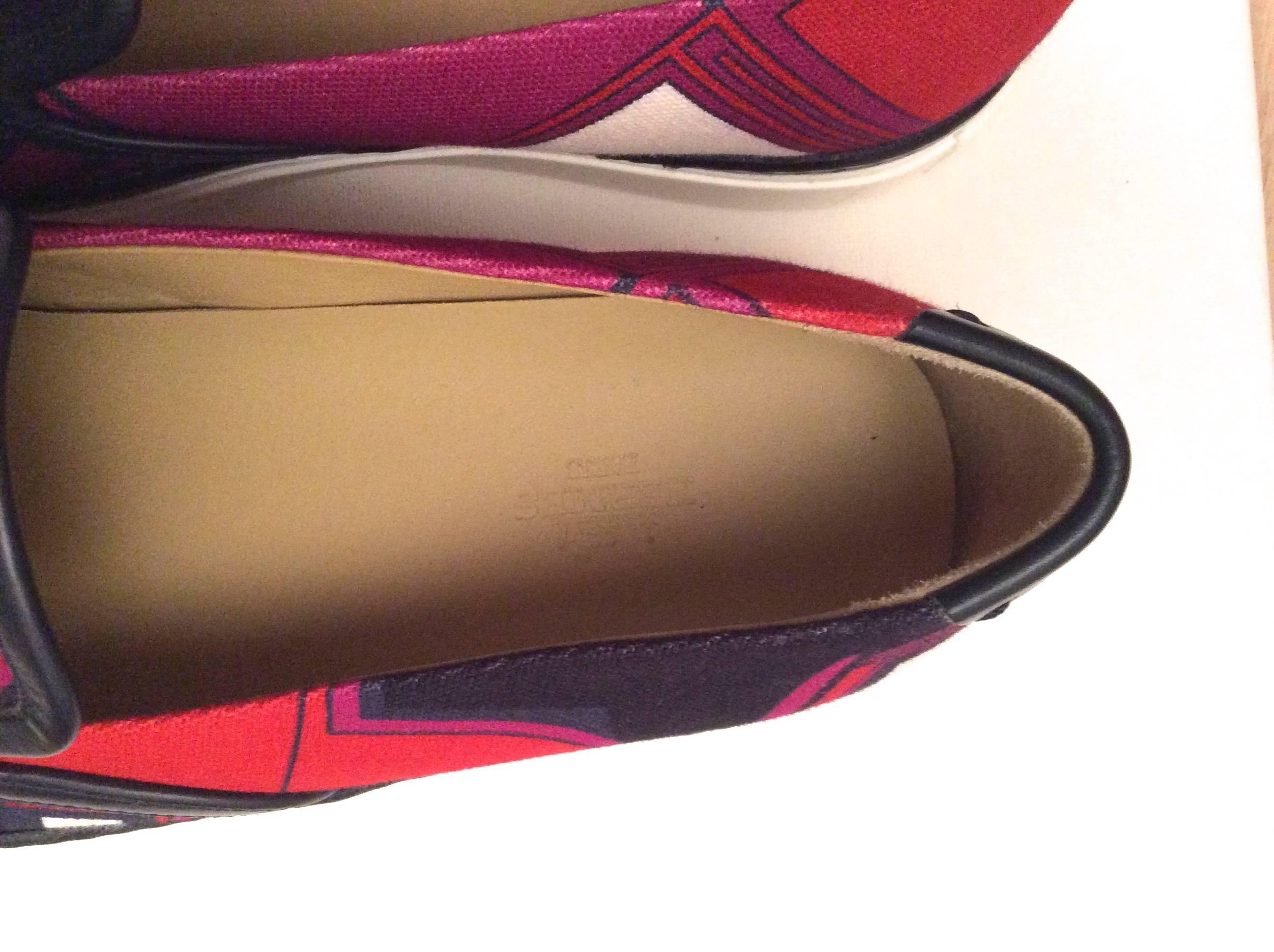 New Women's Hermes Sneakers - Size 38 In New Condition In Boca Raton, FL