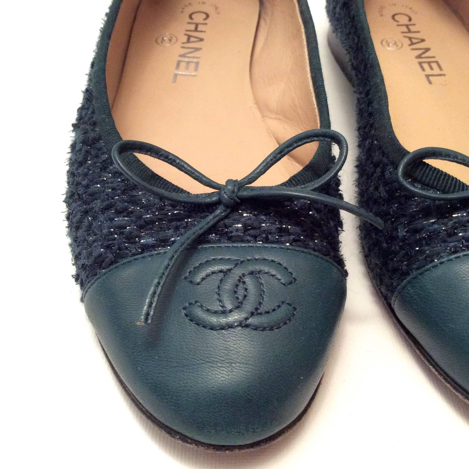 Chanel Ballerina Flats - Size 38 In Excellent Condition For Sale In Boca Raton, FL