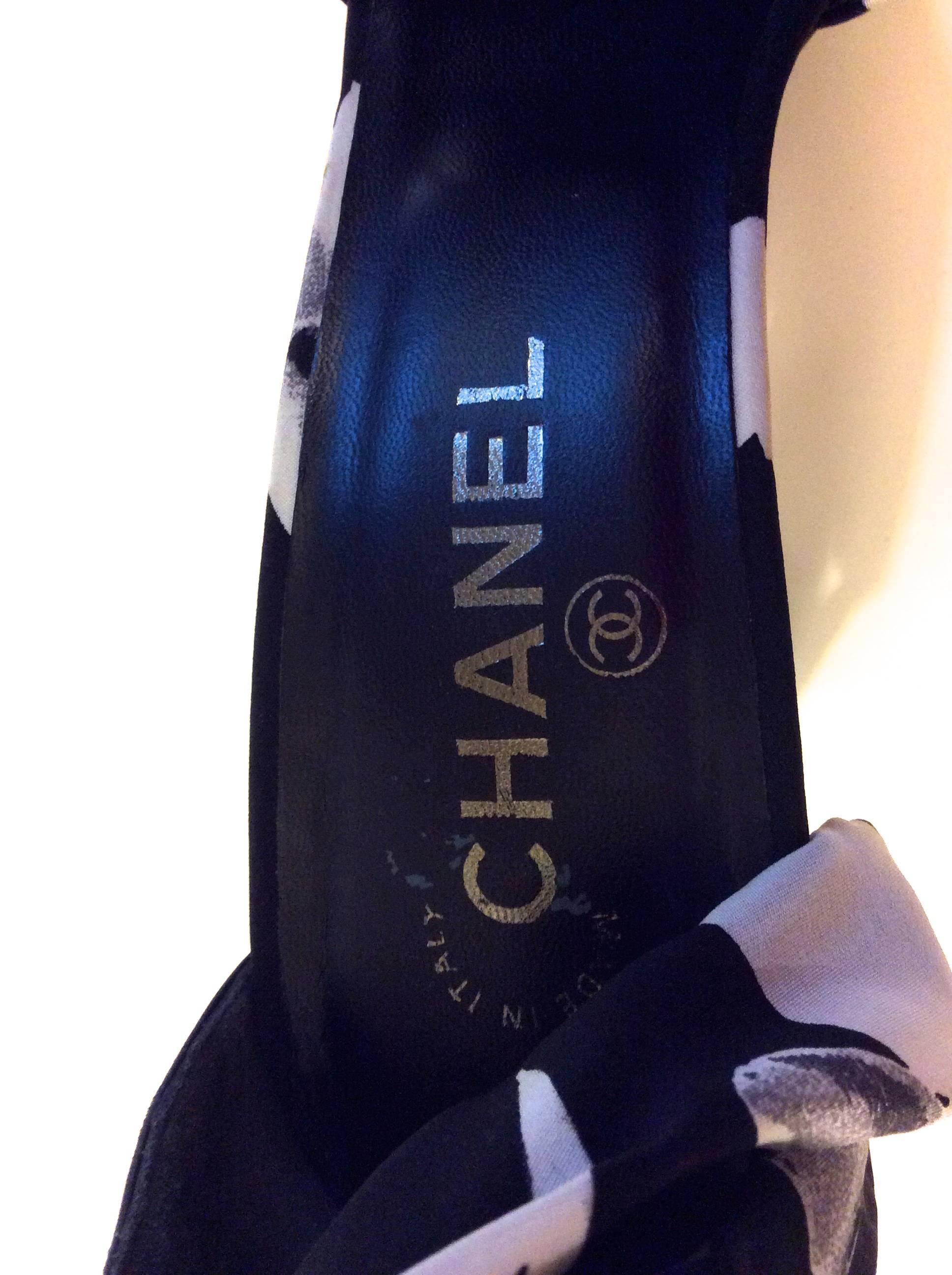 Chanel Heels - Size 39.5 - Black Leather w/ Silk For Sale 6