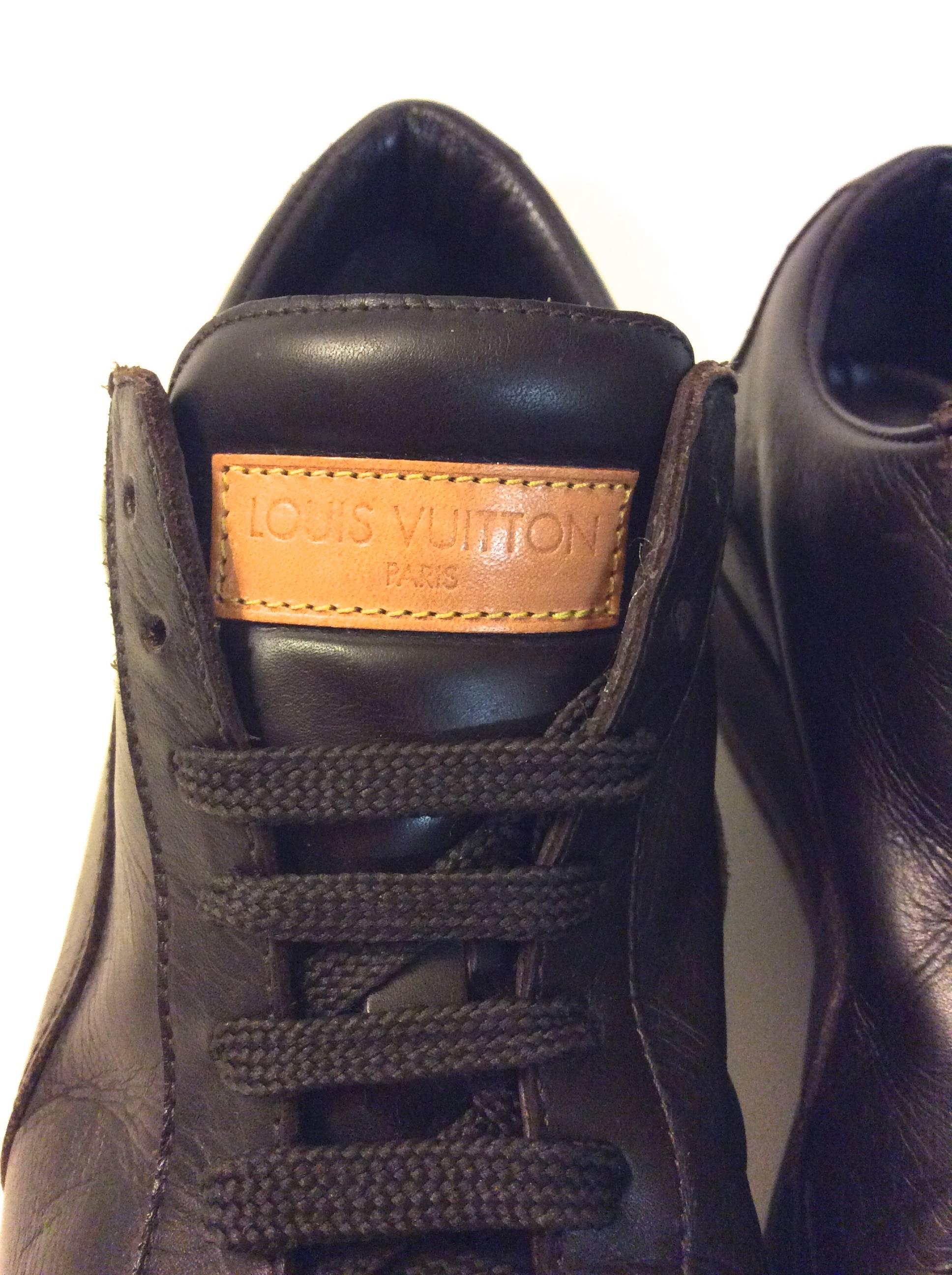  Louis Vuitton Sneakers -Ladies Brown Leather In Excellent Condition For Sale In Boca Raton, FL