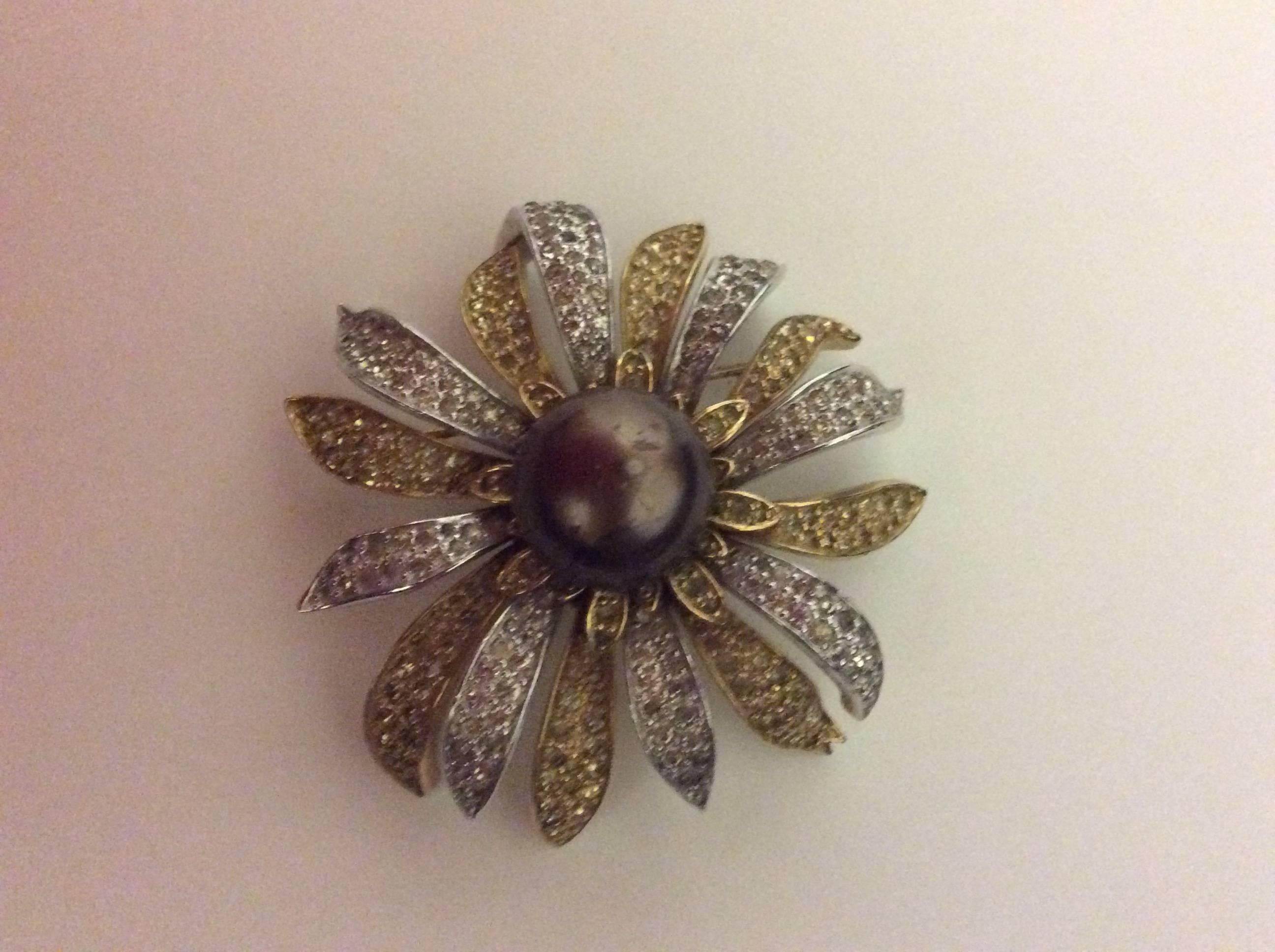 Rare Vintage Nettie Rosenstein Flower Brooch In Excellent Condition In Boca Raton, FL