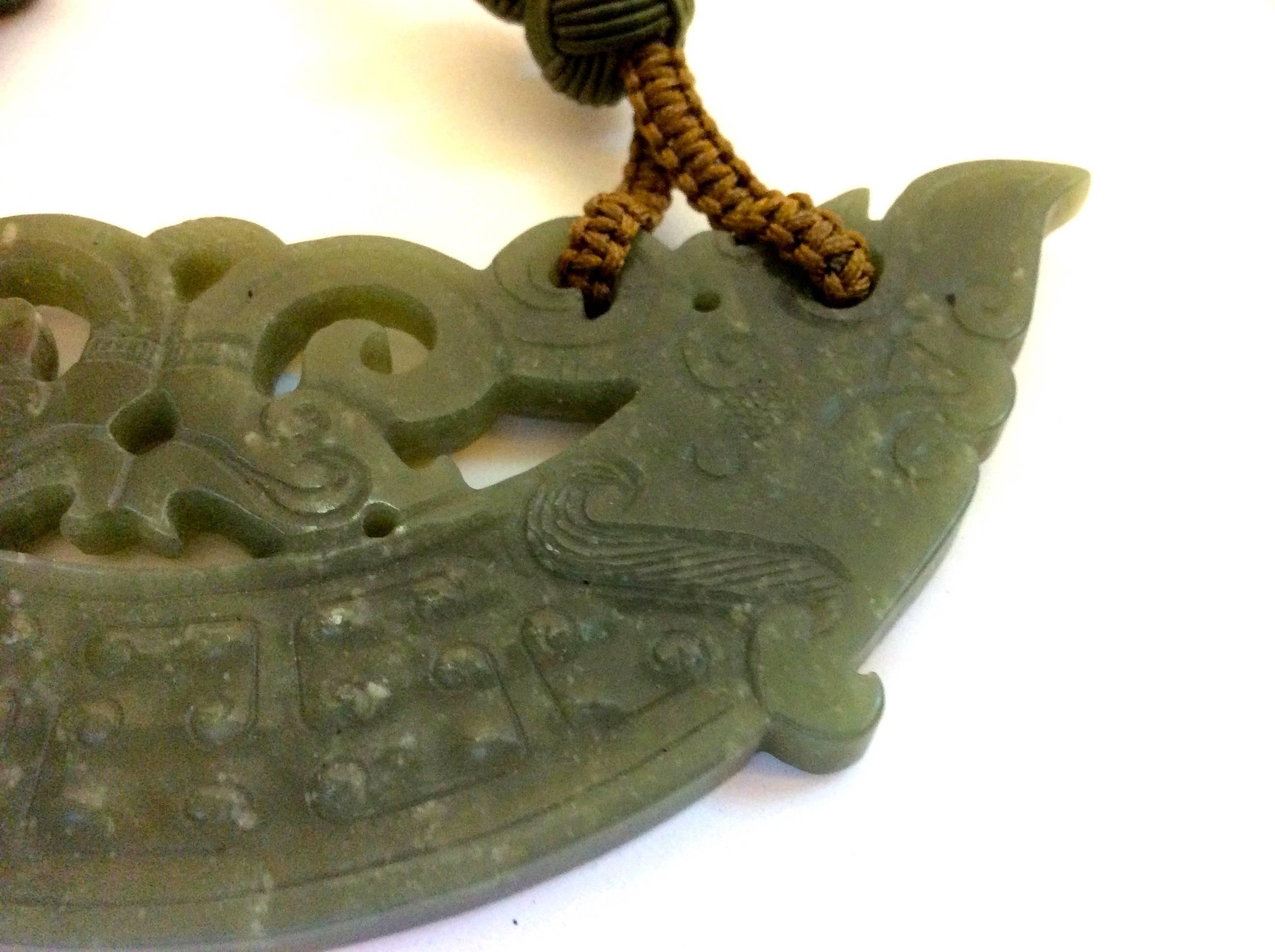 Hand Carved Jade Necklace  In Excellent Condition For Sale In Boca Raton, FL