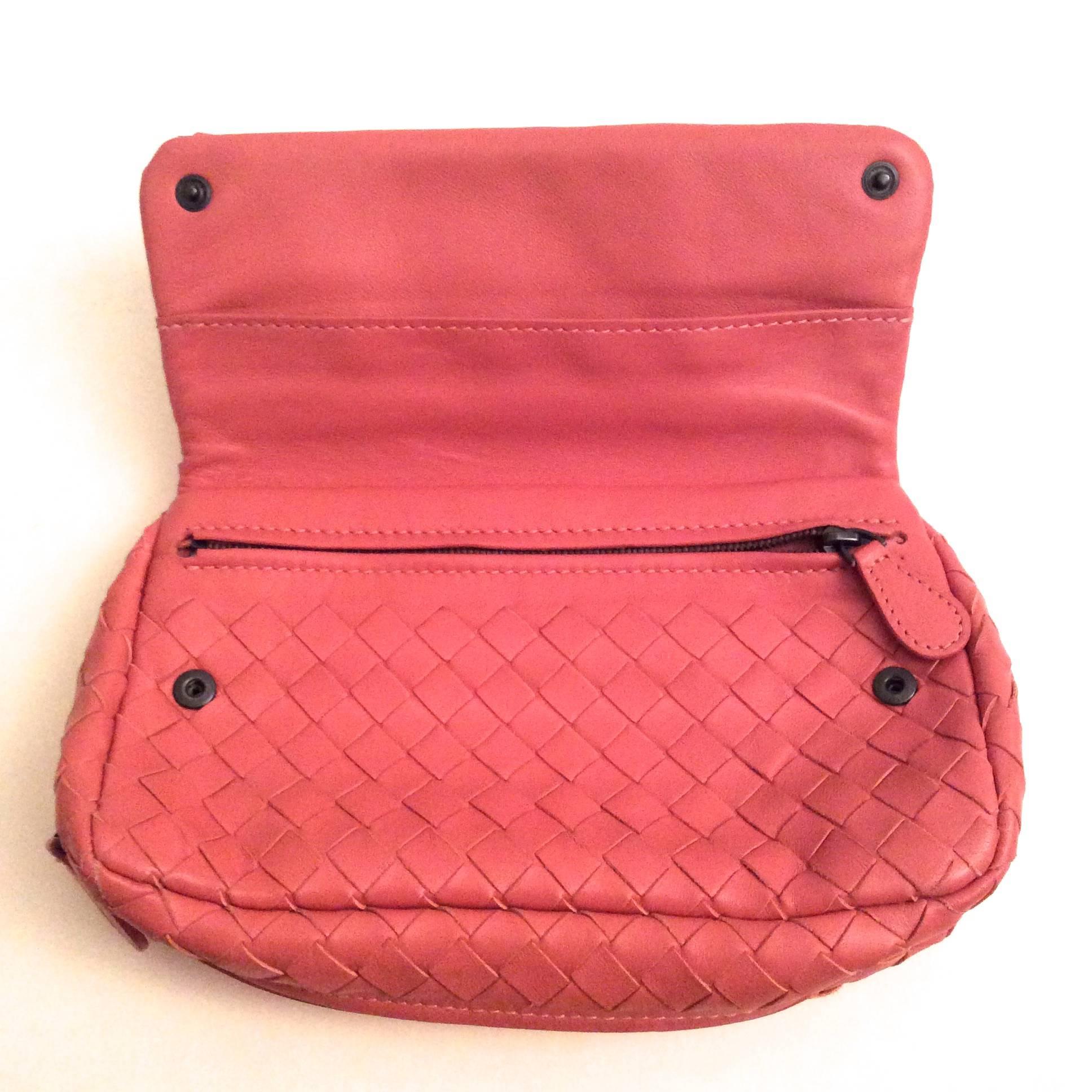 New Bottega Veneta Crossbody / Messenger Bag - Pink For Sale 1