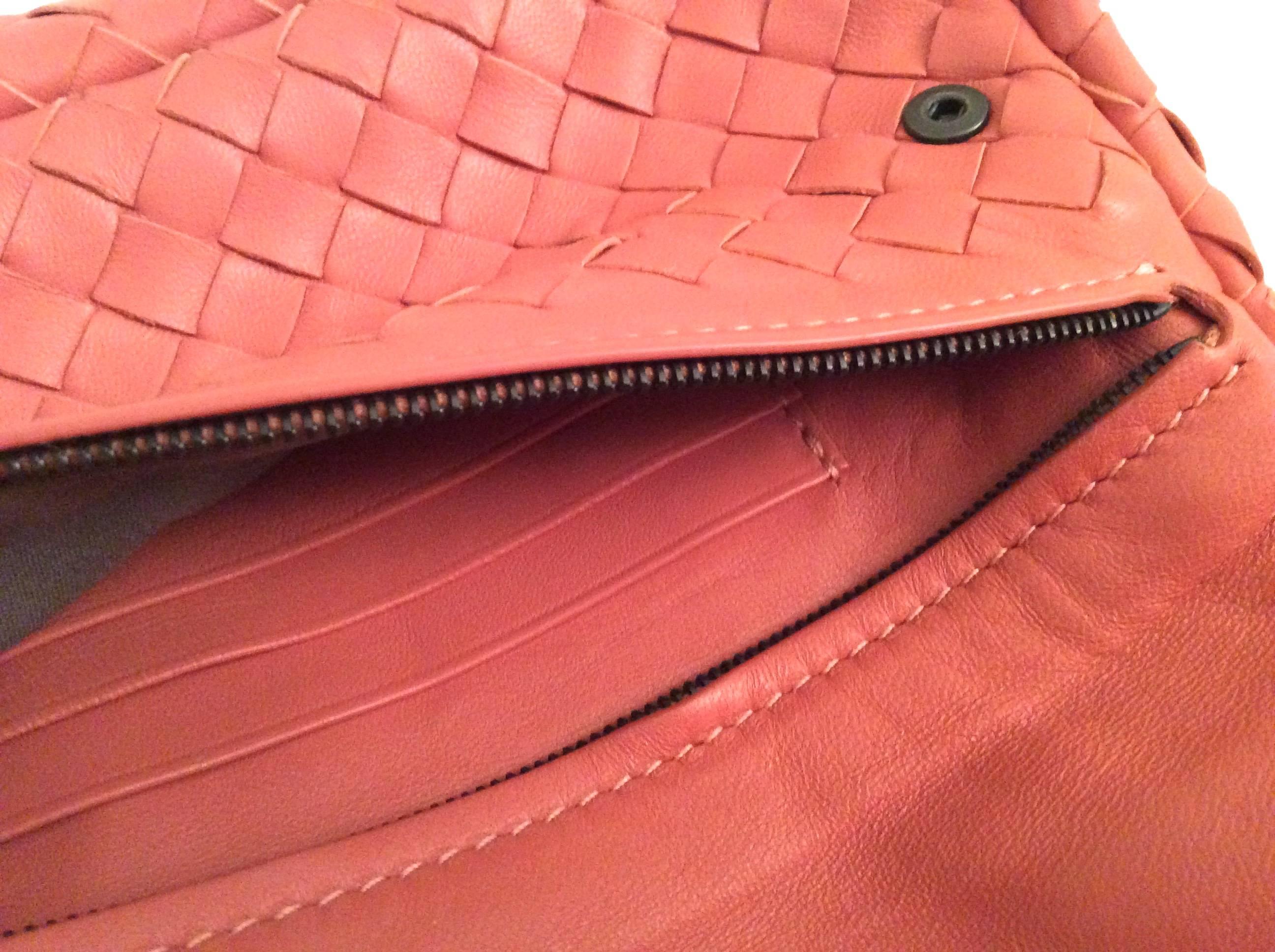 New Bottega Veneta Crossbody / Messenger Bag - Pink For Sale 3