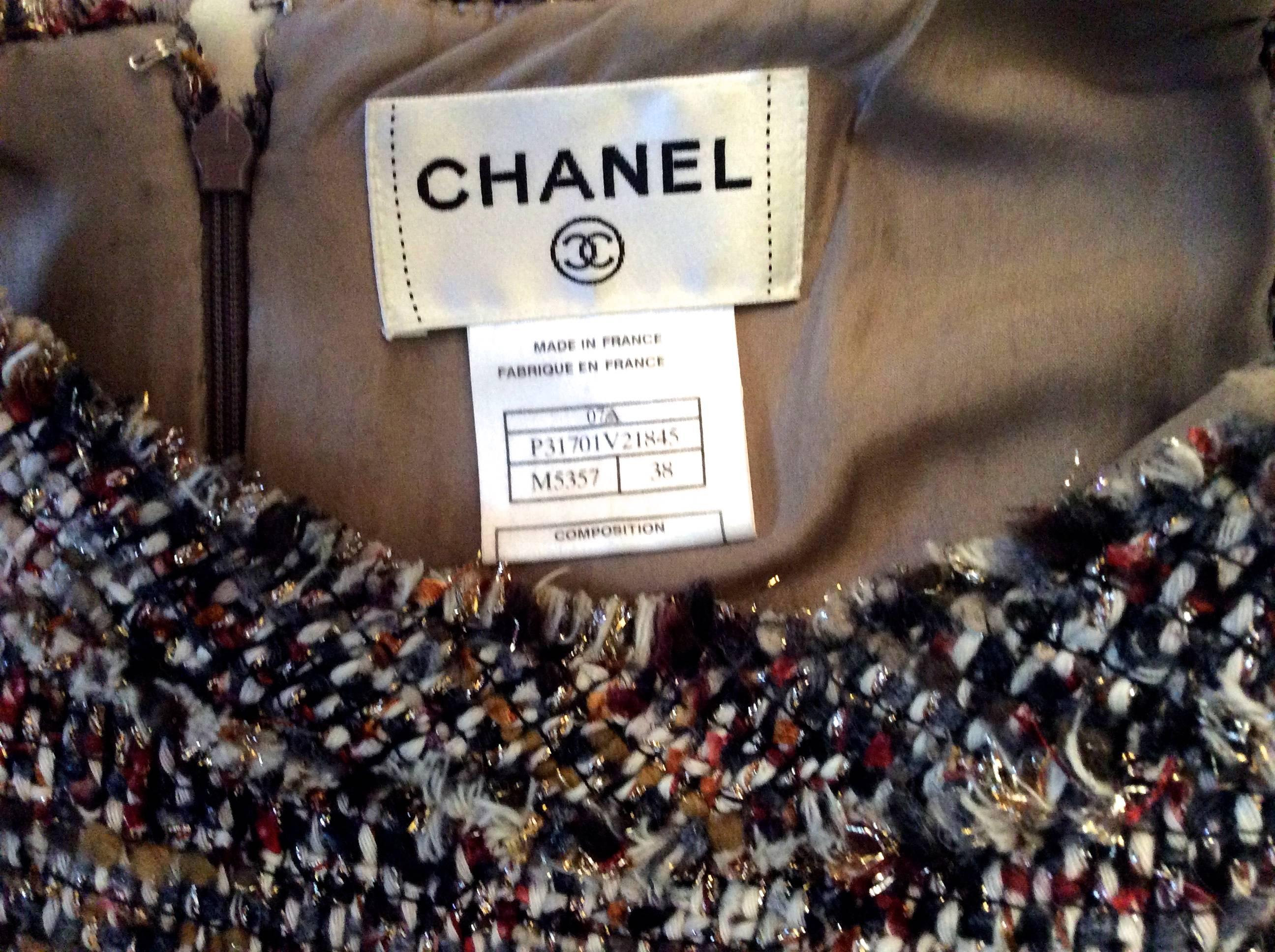 Black Chanel Dress - Marvelous Boucle - Size 38 For Sale