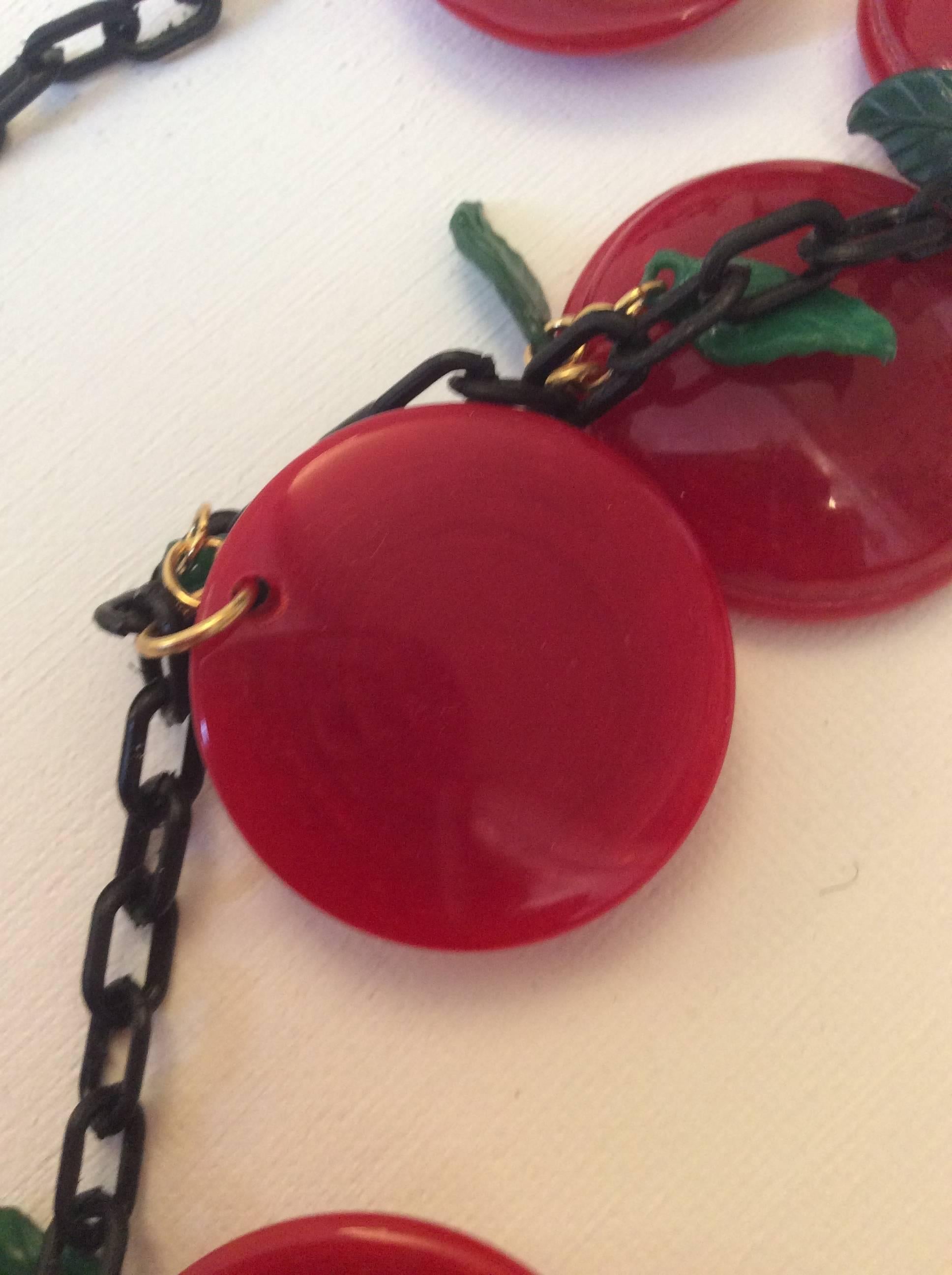  Bakelite Necklace Cherry with Matching Earrings In Excellent Condition For Sale In Boca Raton, FL