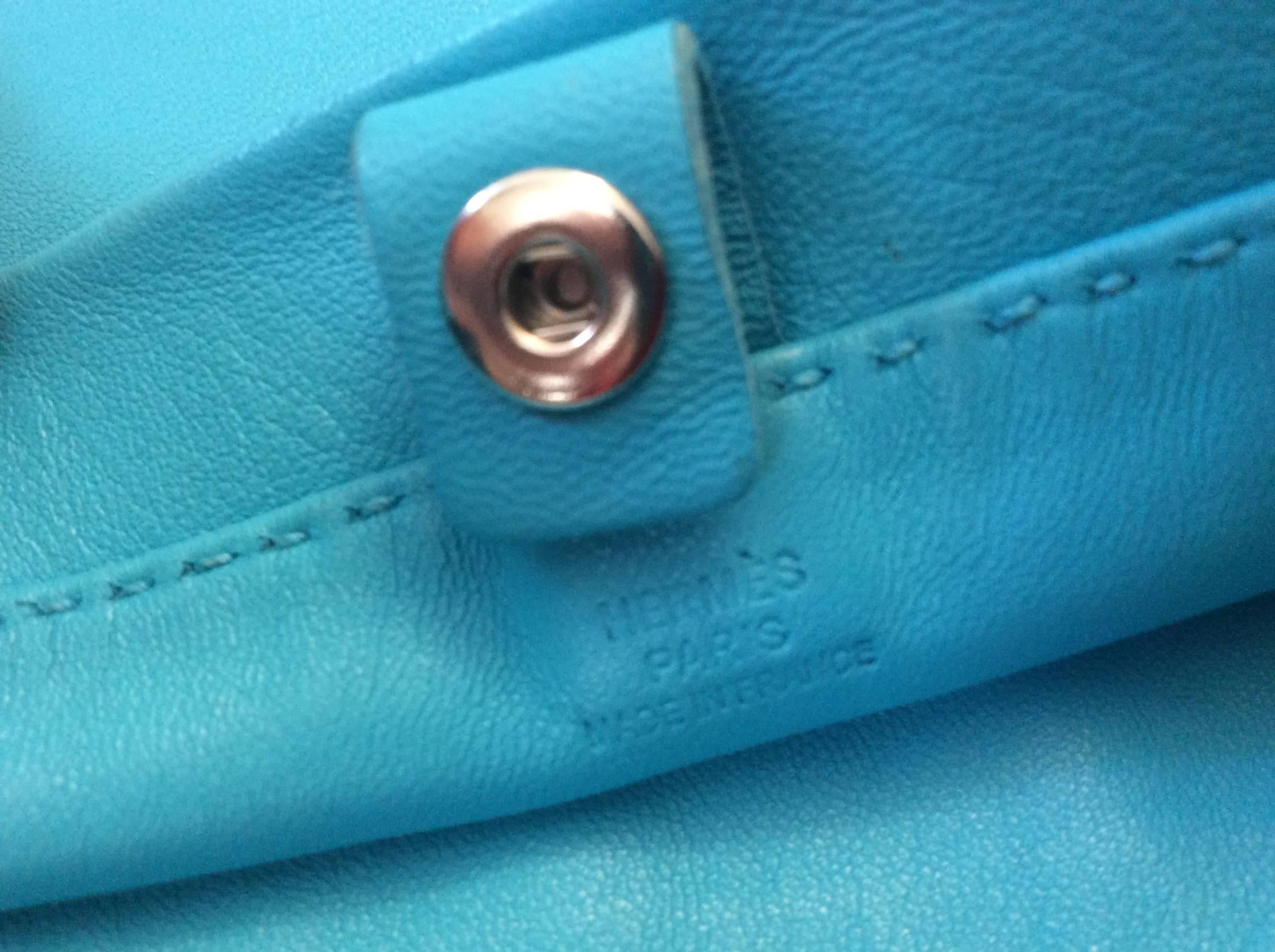 Hermes Crossbody Purse - Blue Leather  For Sale 2