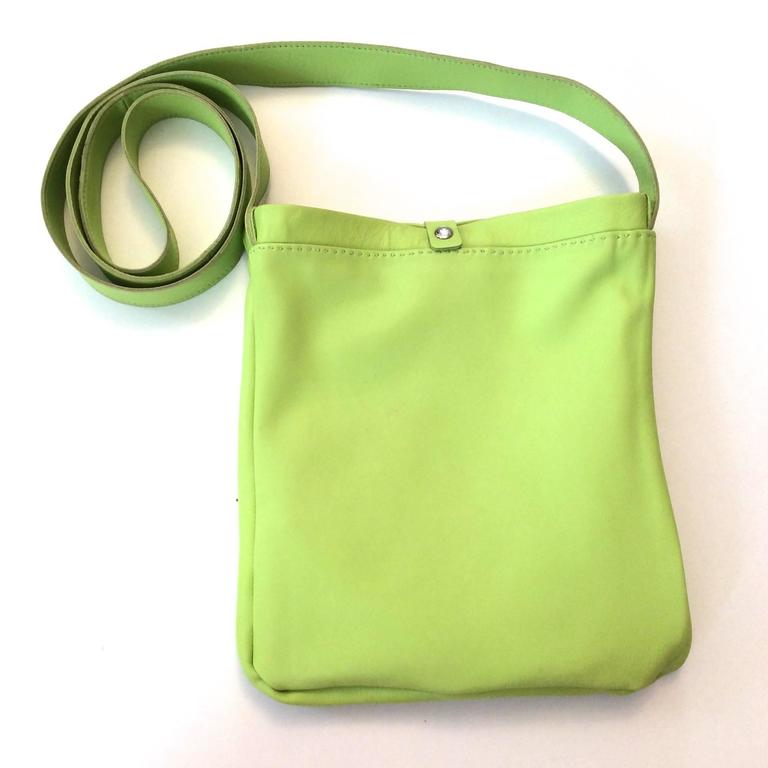 Hermes Crossbody Purse - Kiwi Green Leather For Sale at 1stdibs