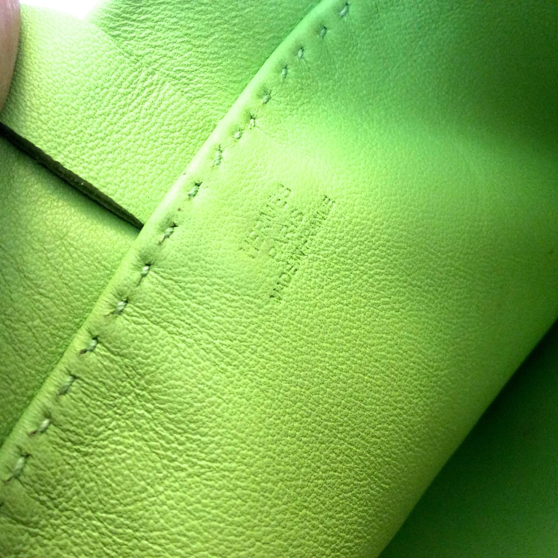 Hermes Crossbody Purse - Kiwi Green Leather  For Sale 5