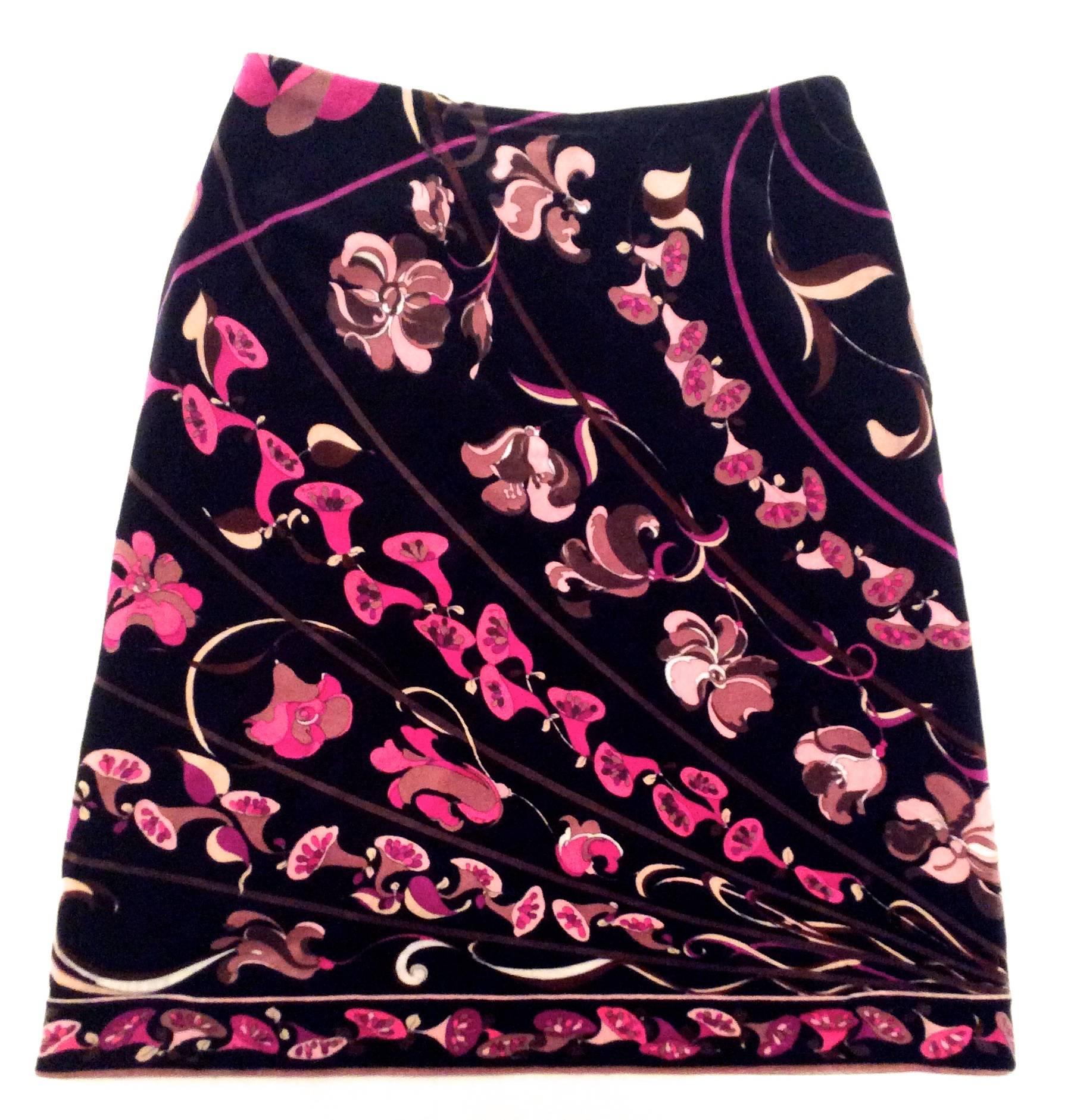 Emilio Pucci 1960's Black Velvet Print Skirt - Mint Condition For Sale 3