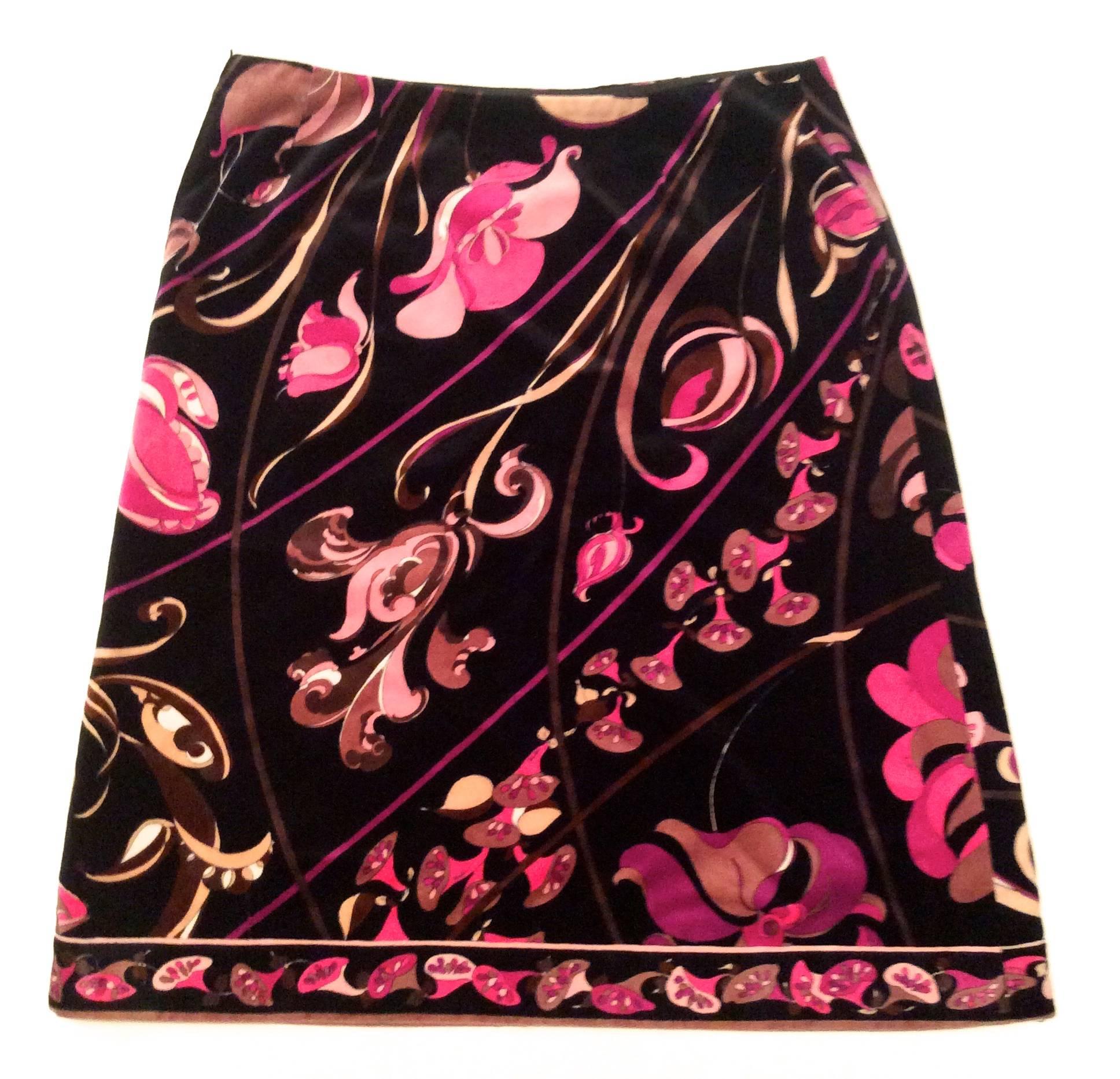 Emilio Pucci 1960's Black Velvet Print Skirt - Mint Condition For Sale 4