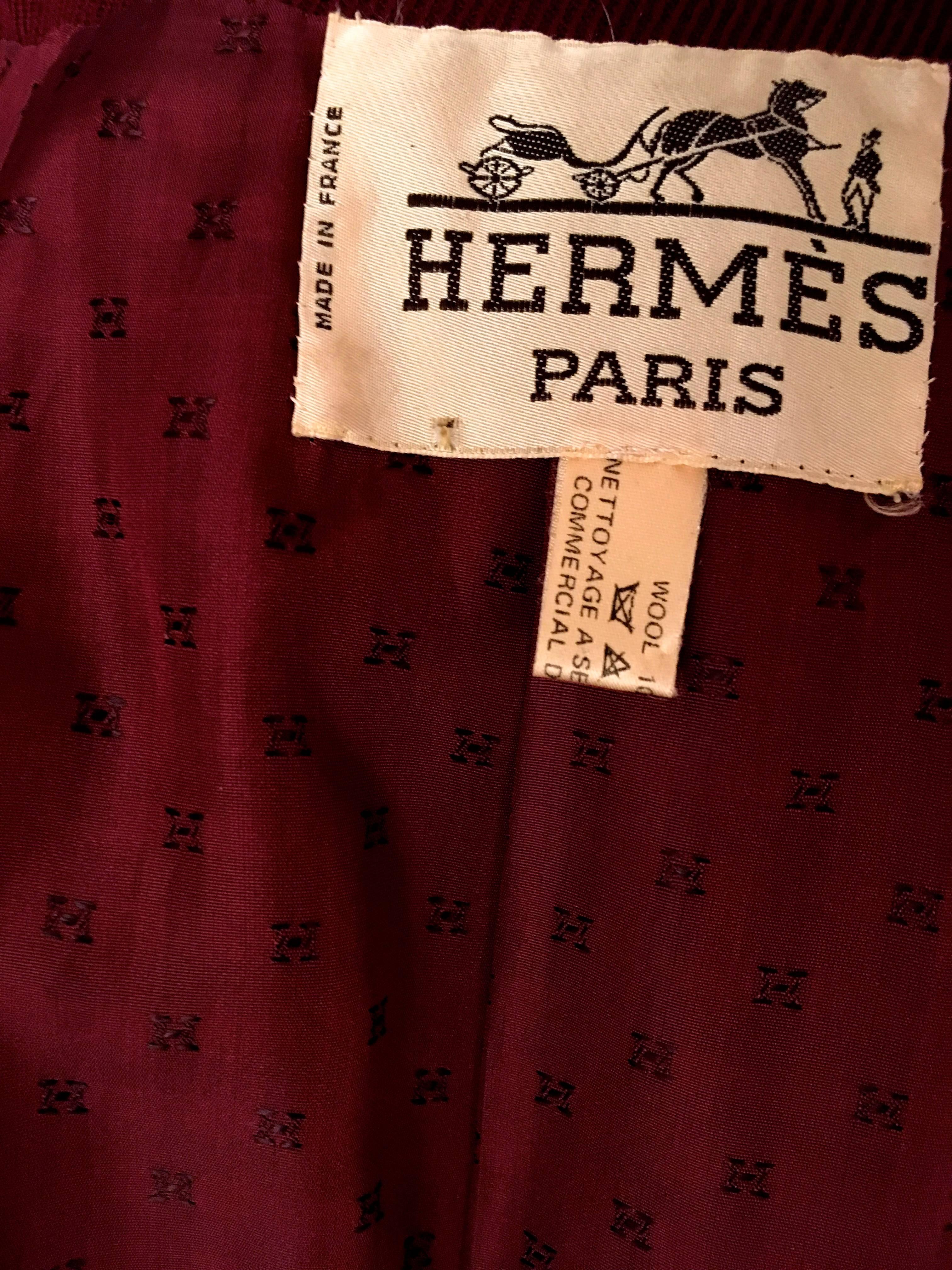 Hermes Ladies Coat  In Excellent Condition For Sale In Boca Raton, FL