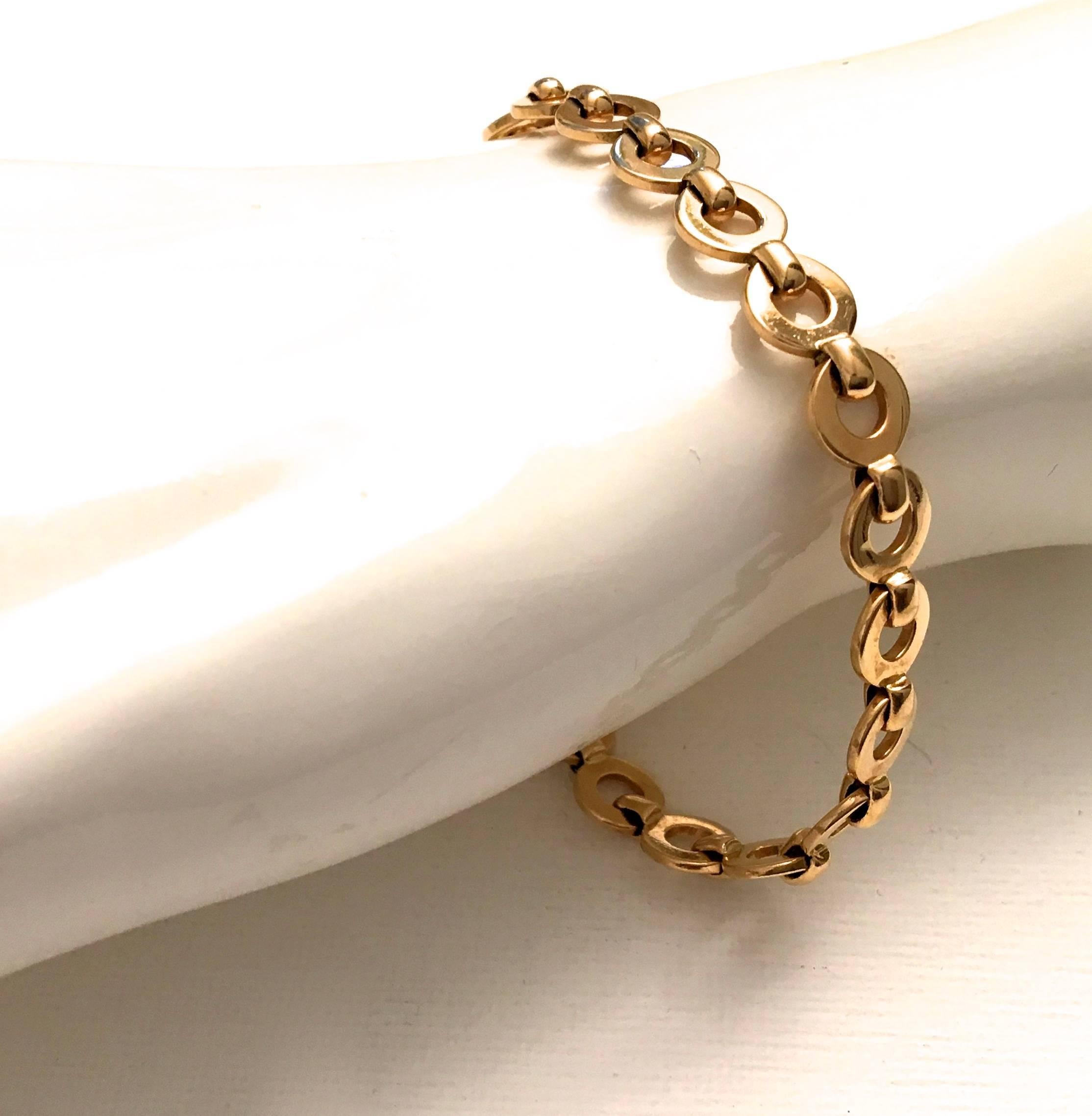 Rare Chanel 18k Gold CC Chain Bracelet  For Sale 4