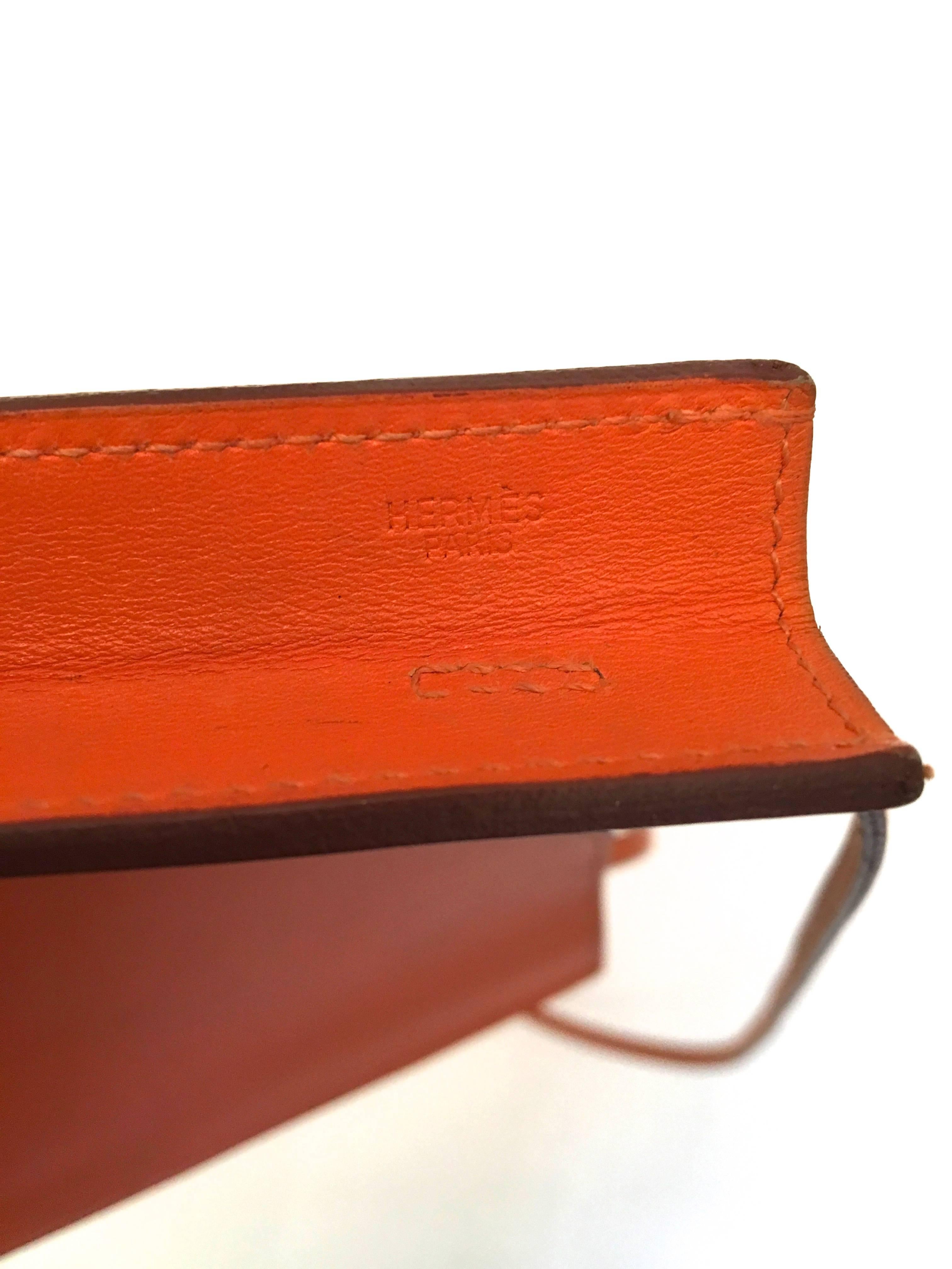 Hermes Orange Crossbody Bag In Excellent Condition For Sale In Boca Raton, FL