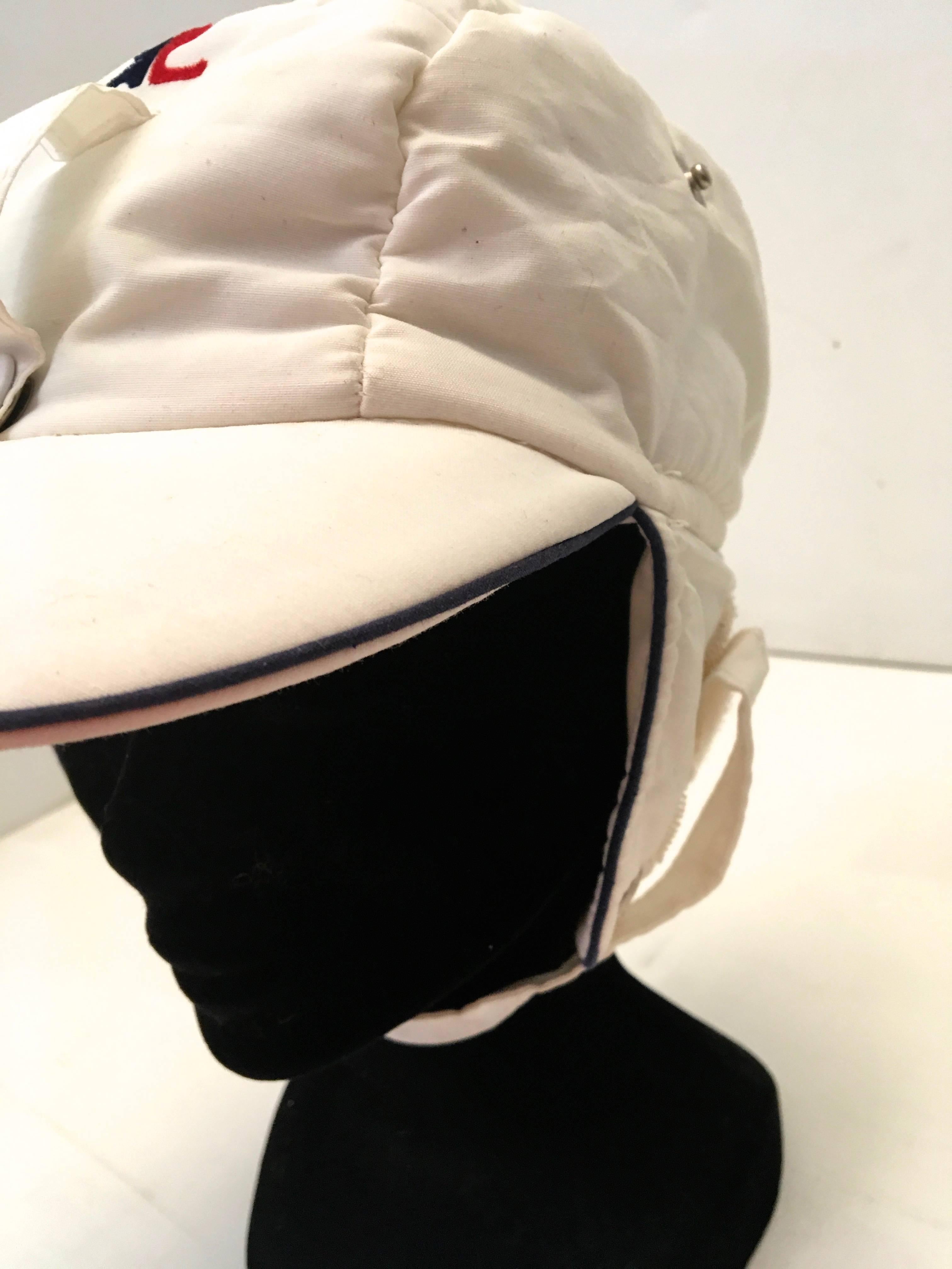 Rare Courreges Iconic Hat / Helmet - 1960's For Sale 1