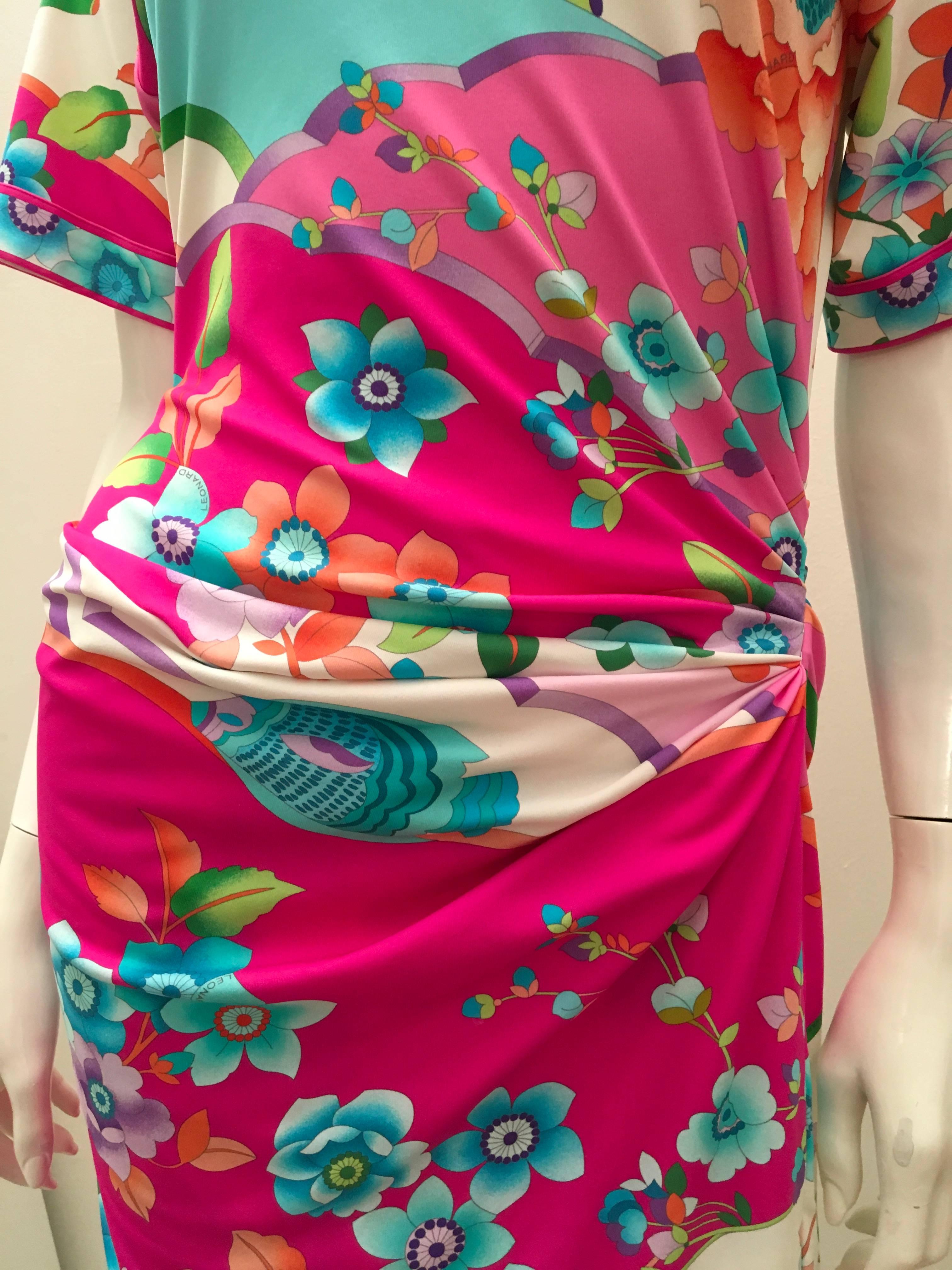Leonard Dress - New - Fabulous Summer Floral Dress In New Condition For Sale In Boca Raton, FL