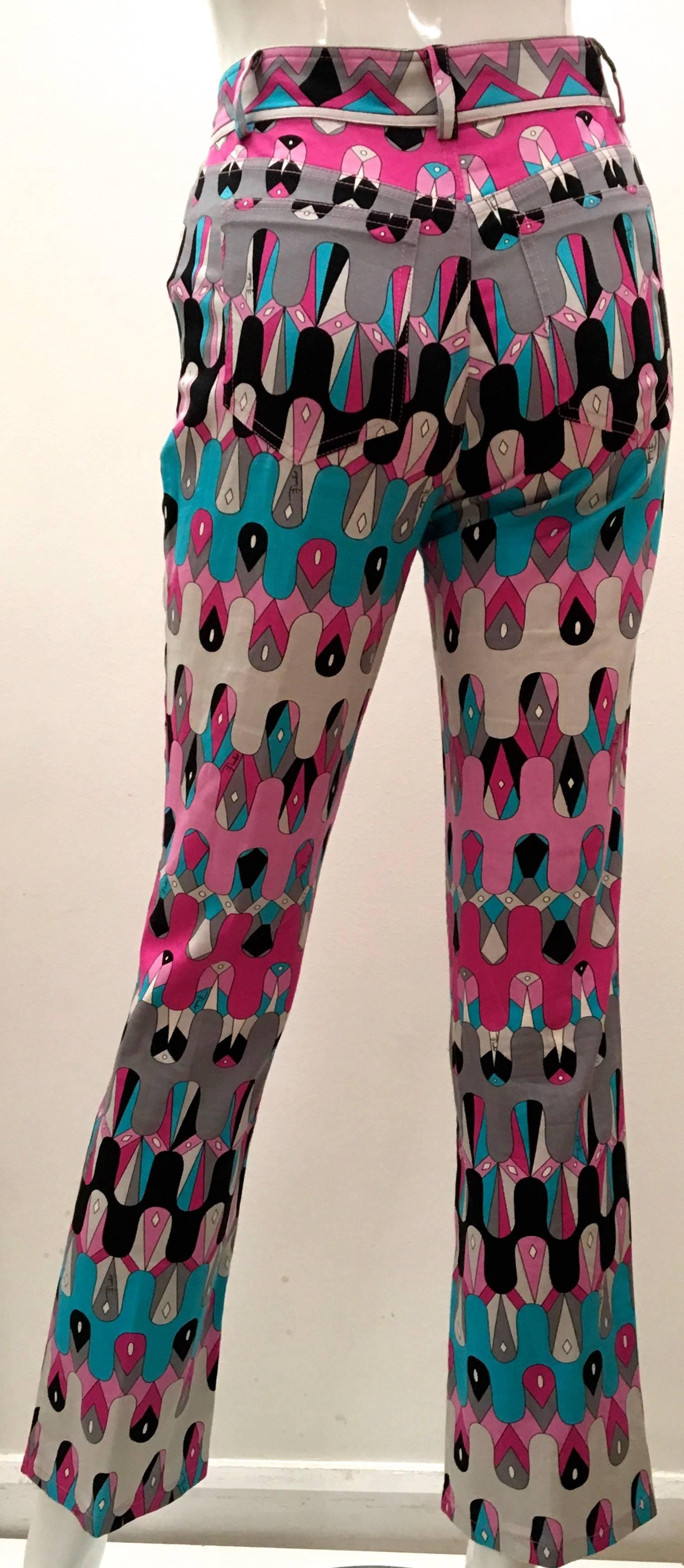 This fabulous pair of cotton Emilio Pucci vintage pants have a wonderful vibrant color and have not lost their dynamic coloring over the years. The pants are very small, so please pay close attention to the measurements. It is a geometric pattern of