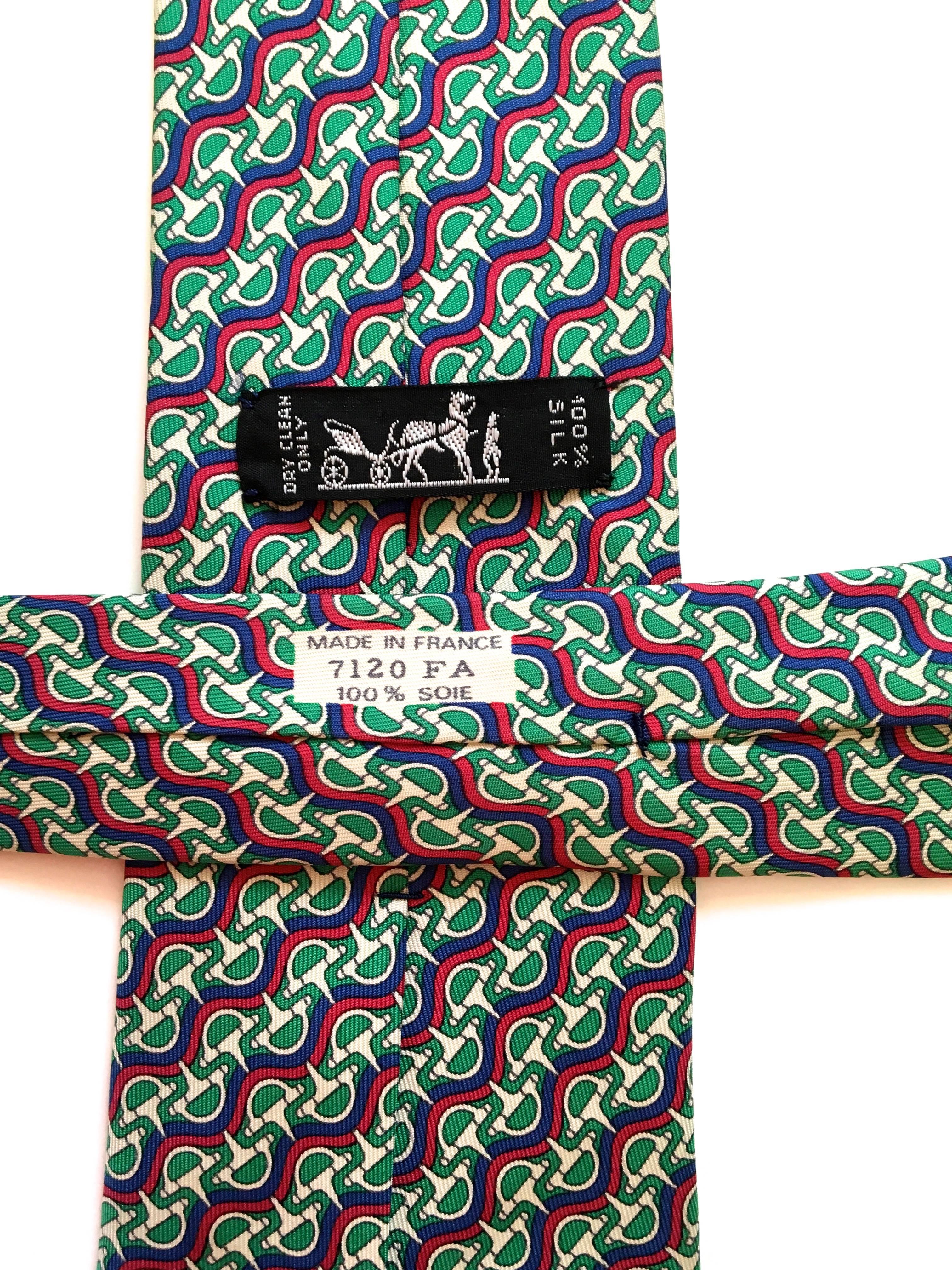 Vintage Hermes Tie - 100% Silk For Sale 3
