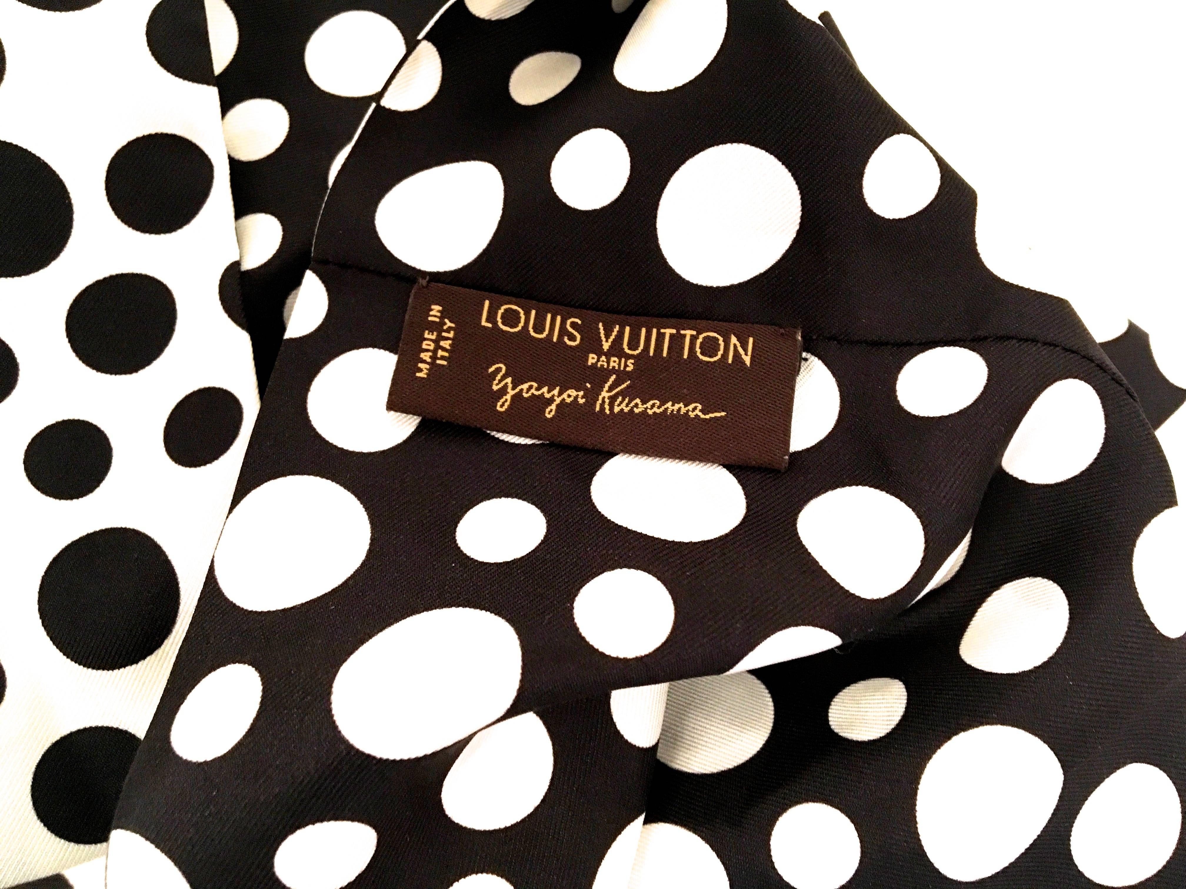 Louis Vuitton Silk Snood Scarf - Yayoi Kusama - Limited Release 1