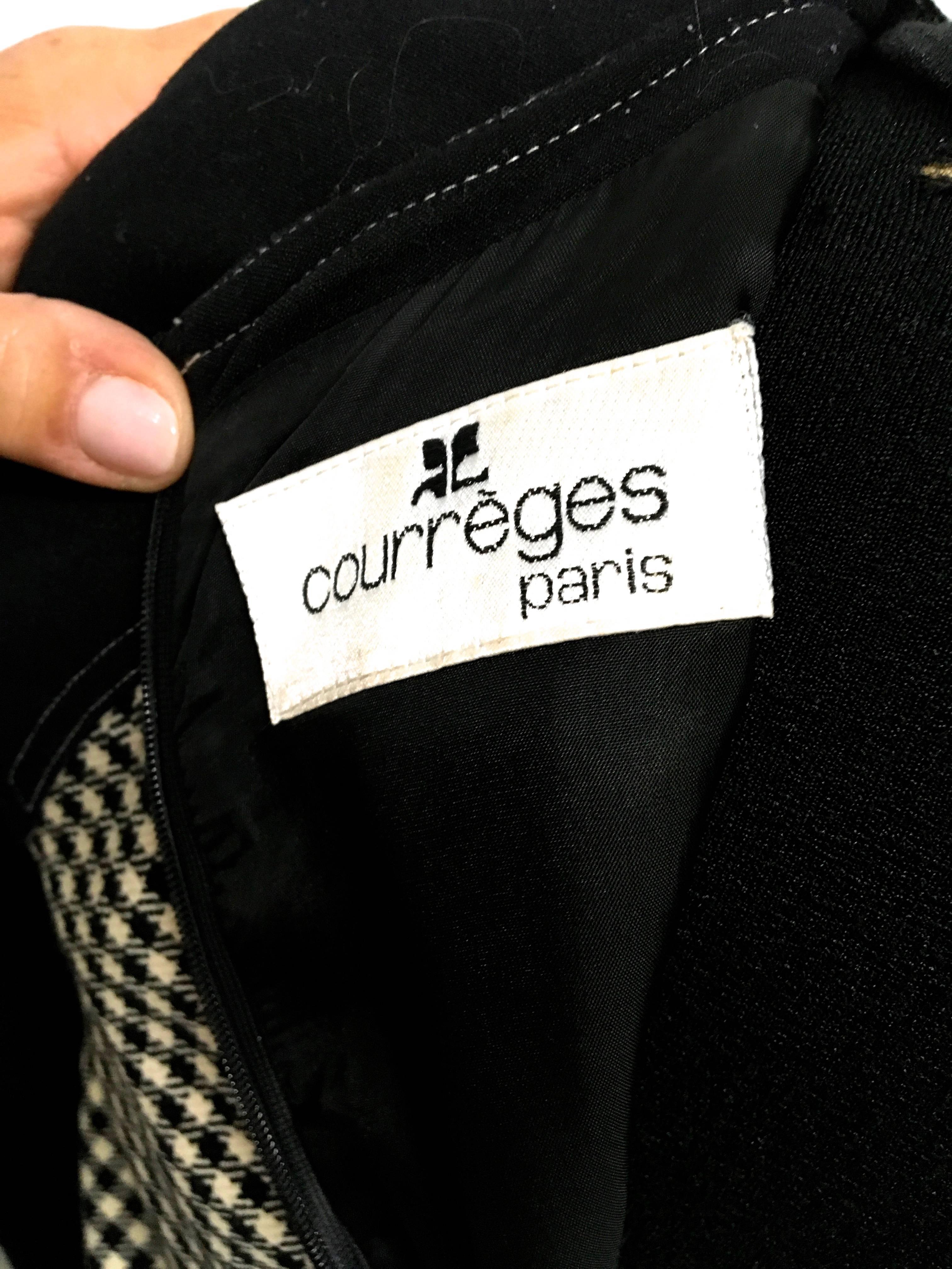 Courreges Dress - Black and White  For Sale 5