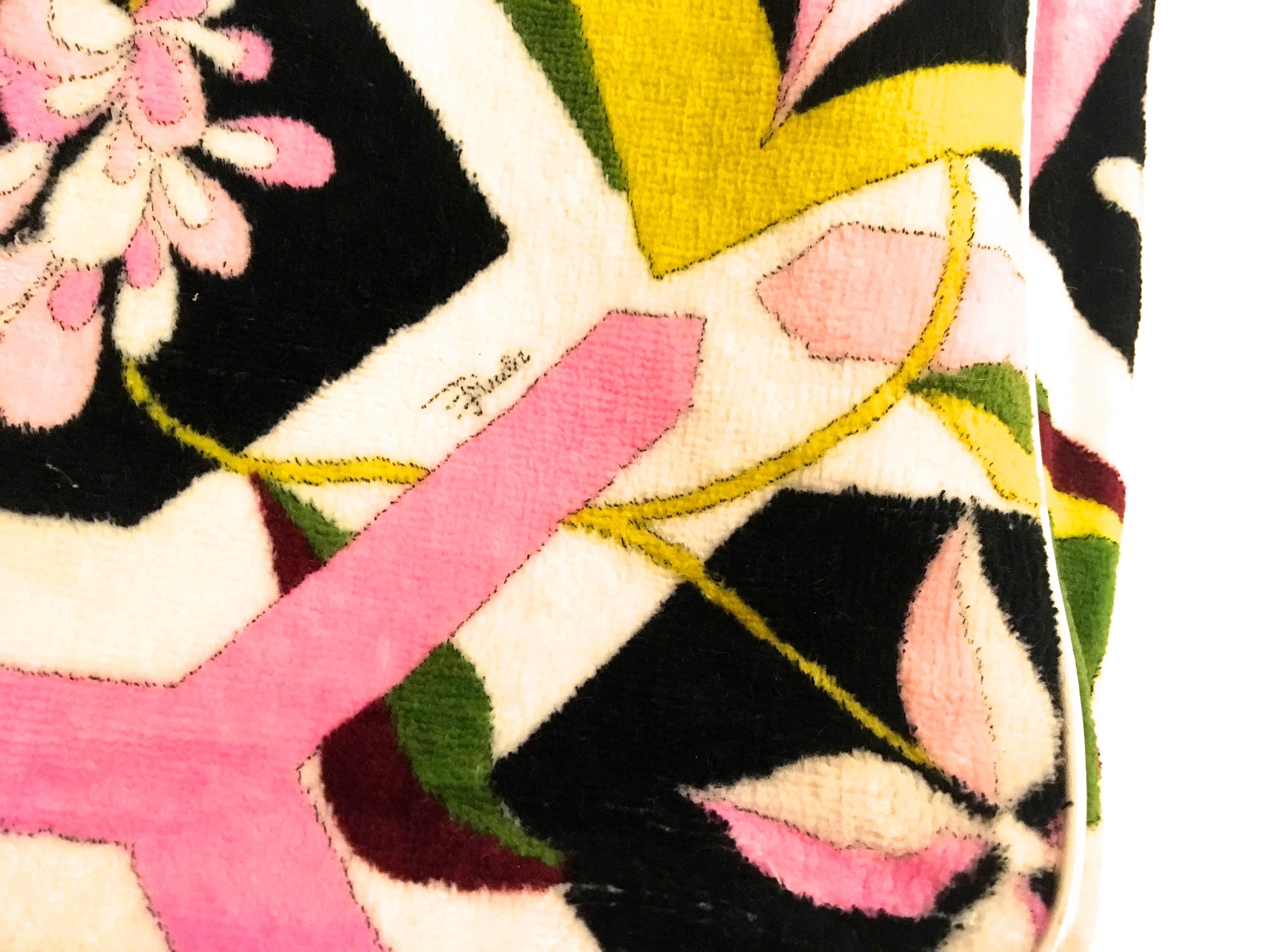 Emilio Pucci Terry Cloth Tote Bag In Excellent Condition For Sale In Boca Raton, FL