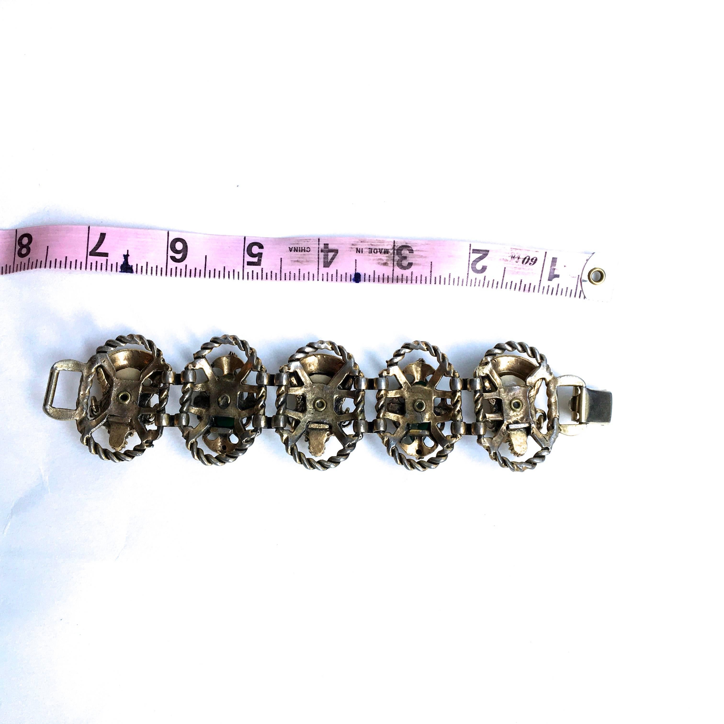 Vintage Asian Princess Bracelet - Unsigned Selro  For Sale 1