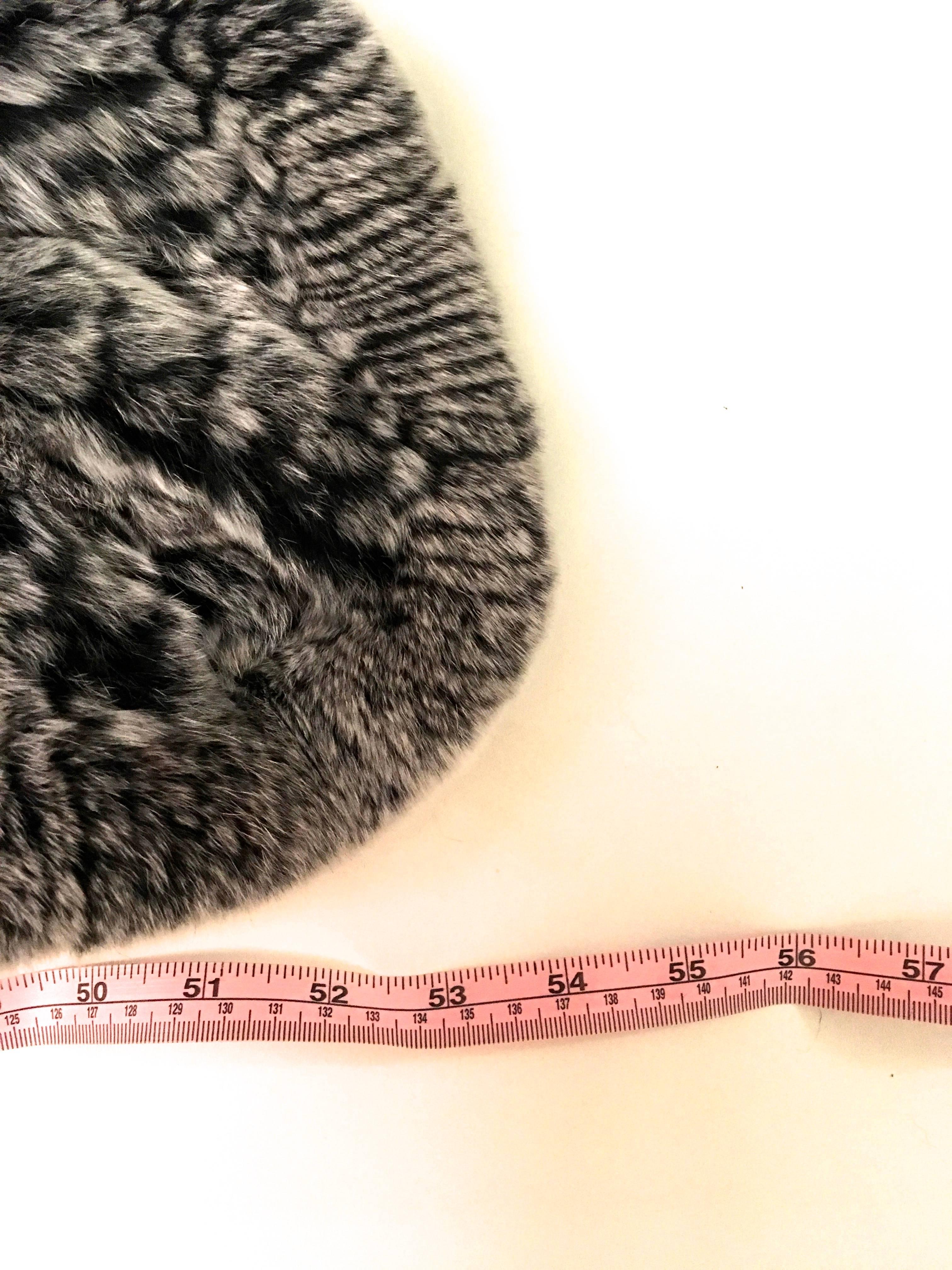 New Chinchilla Dyed Rex Rabbit Fur Cape / Shawl In New Condition In Boca Raton, FL