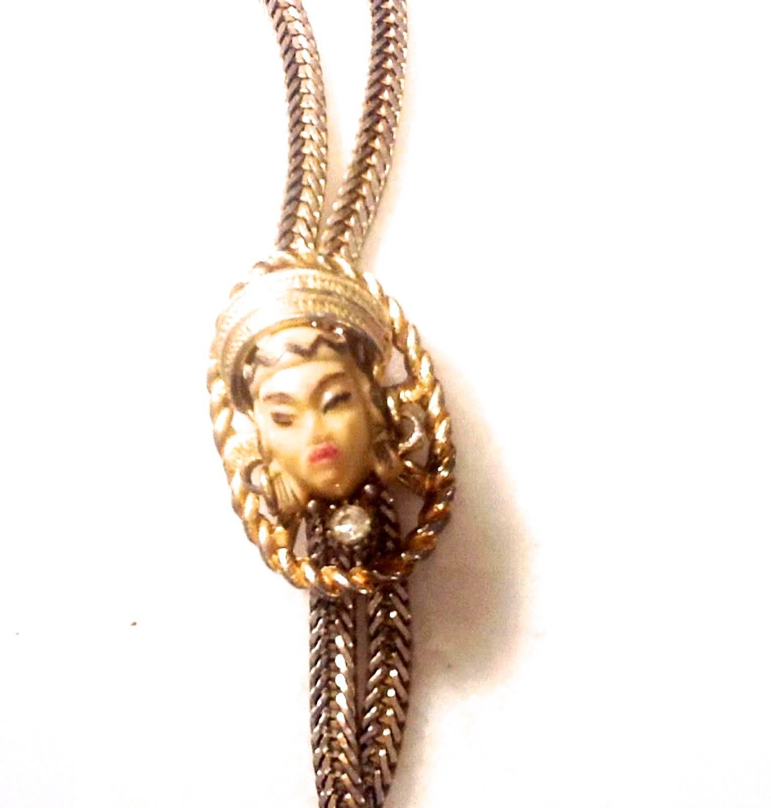 Asian Princess Necklace / Lariat - Gold Tone Chain In Excellent Condition For Sale In Boca Raton, FL
