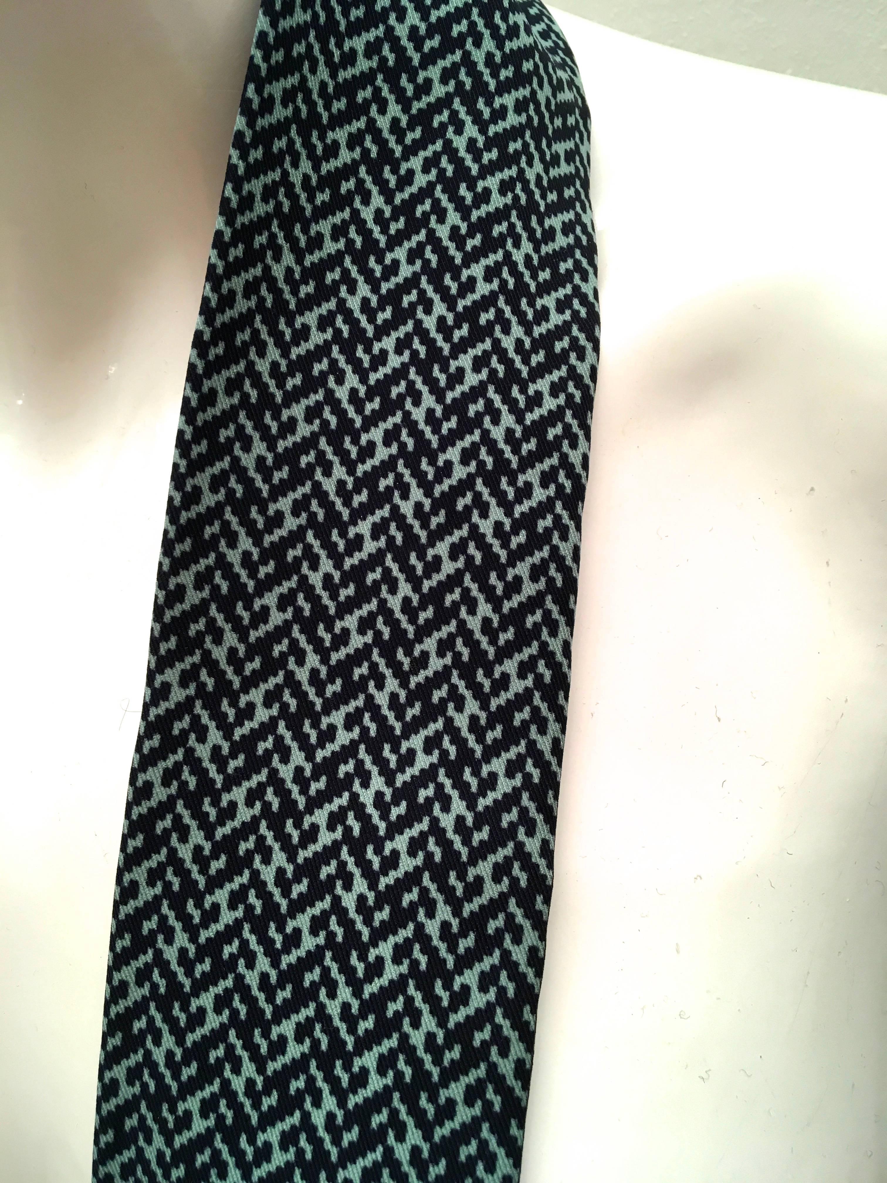 Women's or Men's Rare Hermes Scarf / Tie / Belt - 100% Silk - New  For Sale