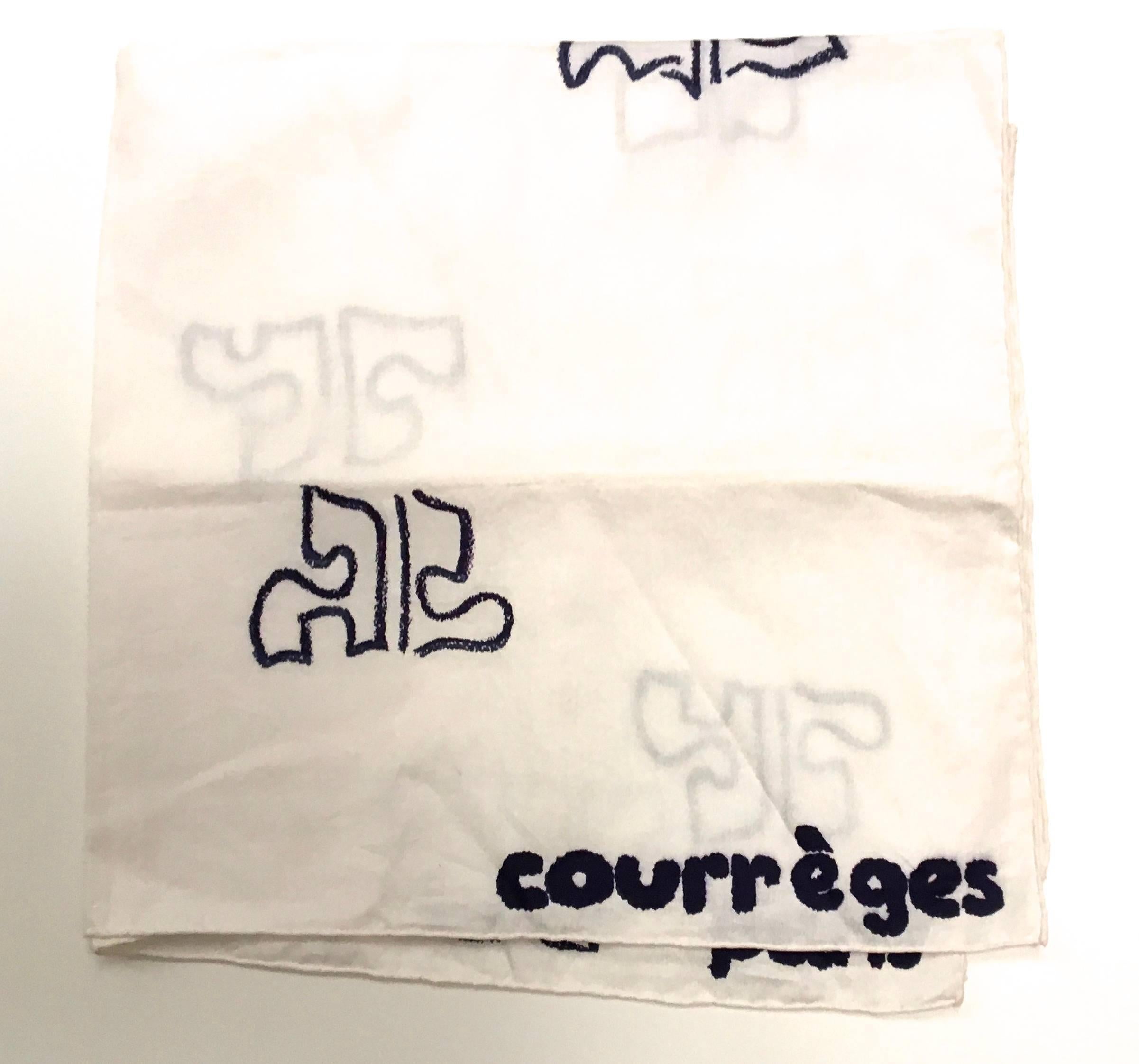 Courreges Scarf - VINTAGE 1960’s - 100% Cotton - Rare For Sale 1