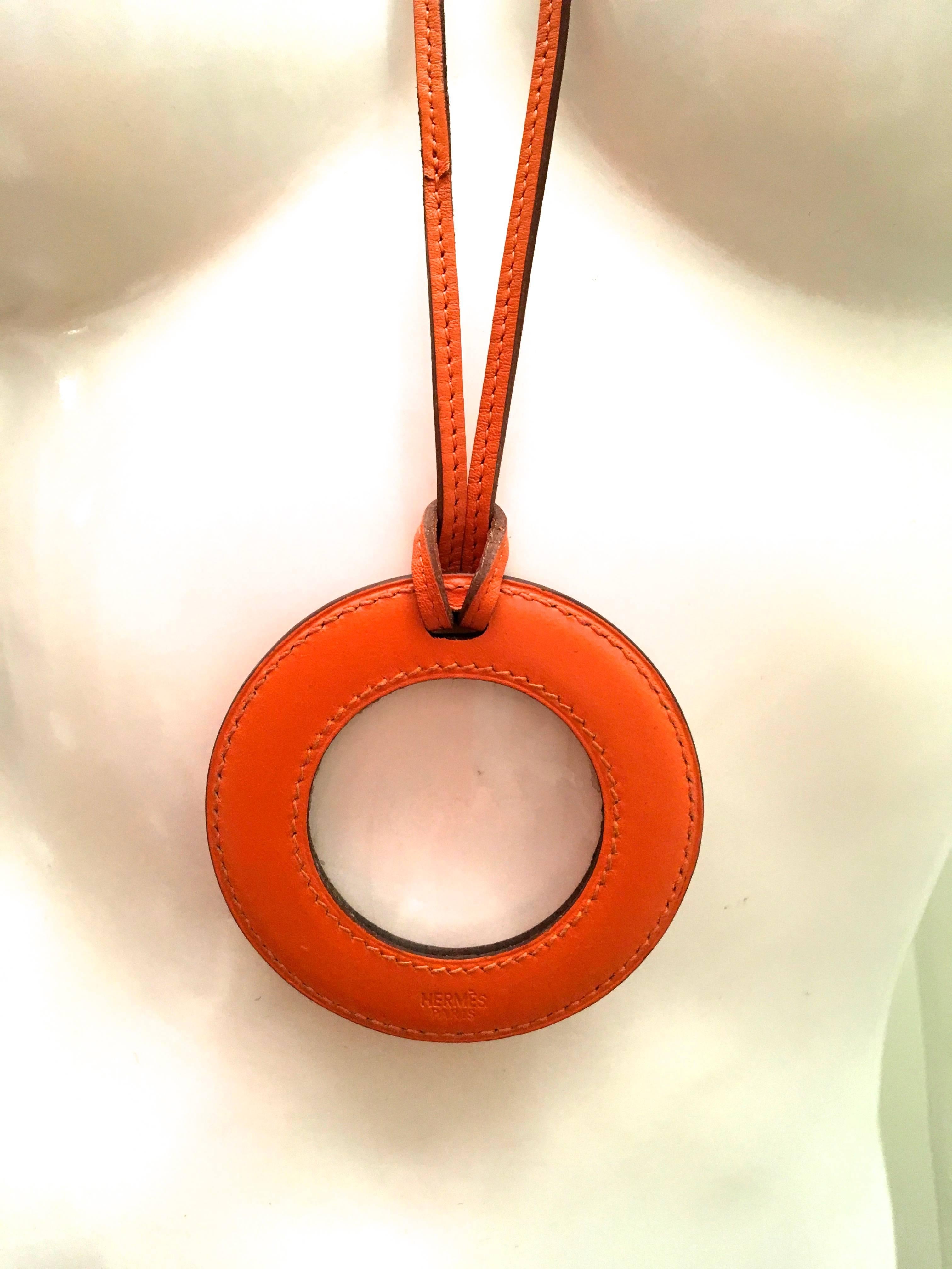 Hermes Necklace / Magnifying Glass - Rare  In Excellent Condition In Boca Raton, FL