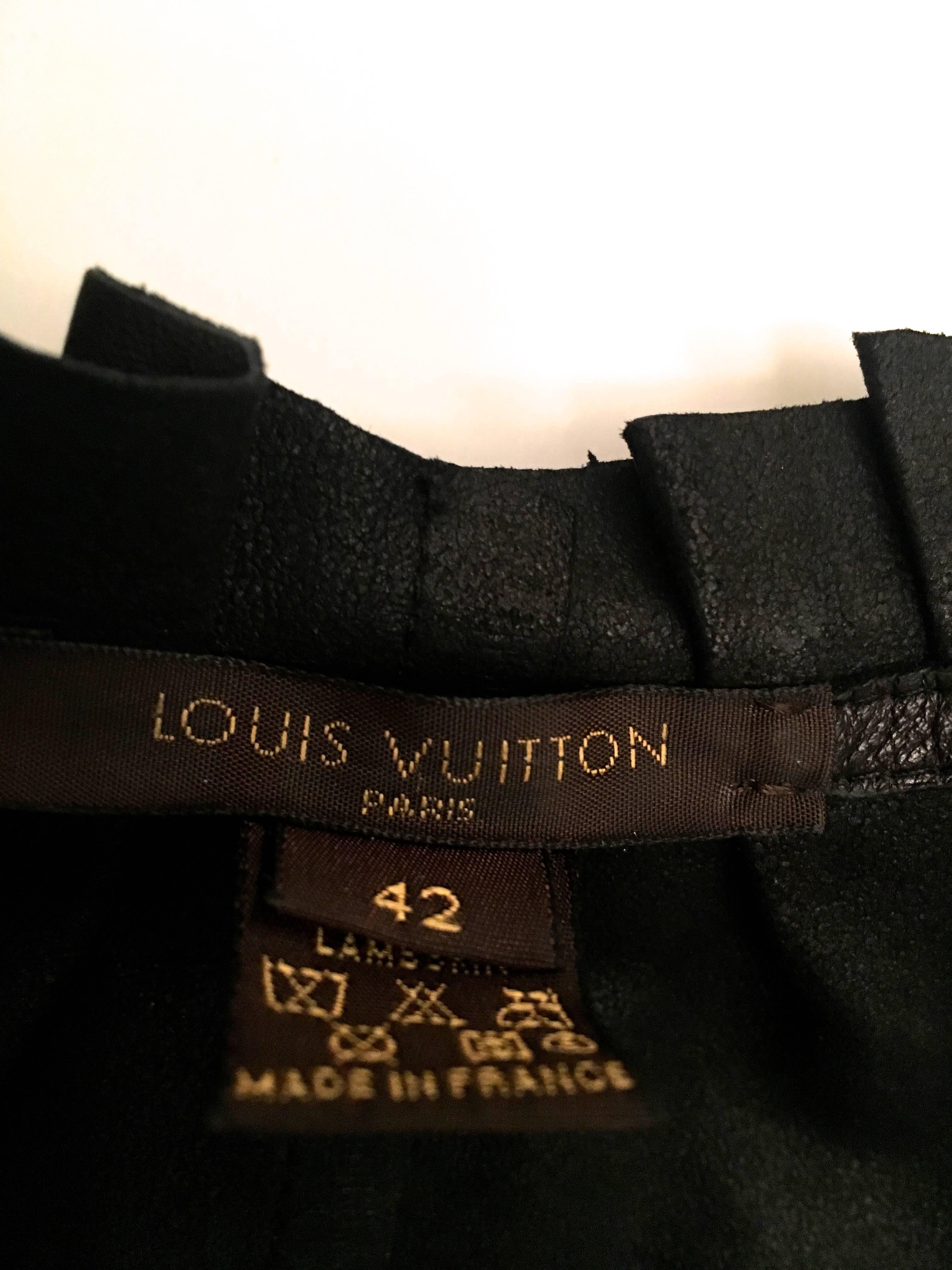 New Louis Vuitton Vest - 100% Leather - Dark Brown For Sale 2