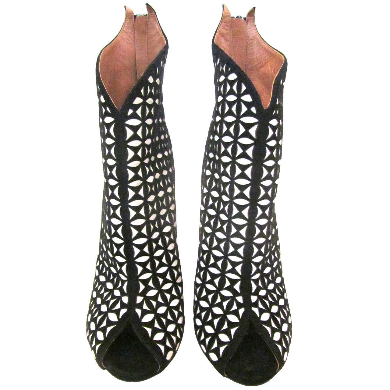 New Alaia Open Toed High Heel Boots - 37 - Black and White Suede For Sale