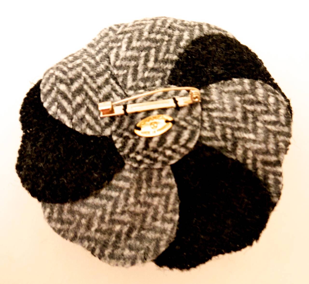Chanel Black and White Tweed Camellia Flower Pin with Boucle Fabric In Excellent Condition In Boca Raton, FL