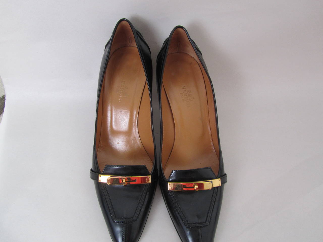 Hermes Pumps - Black - Kelly Style Gold Tone Hardware - Size 38 2