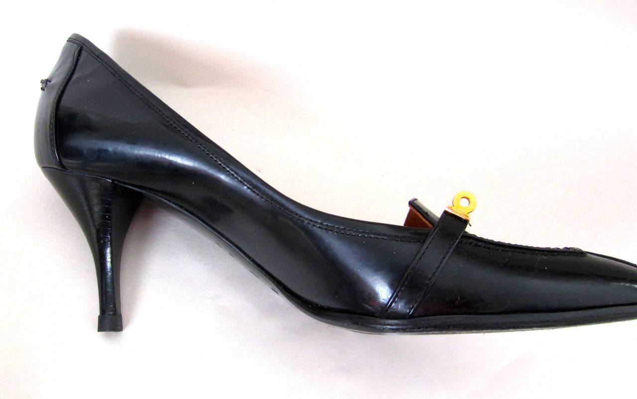 Hermes Pumps - Black - Kelly Style Gold Tone Hardware - Size 38 4