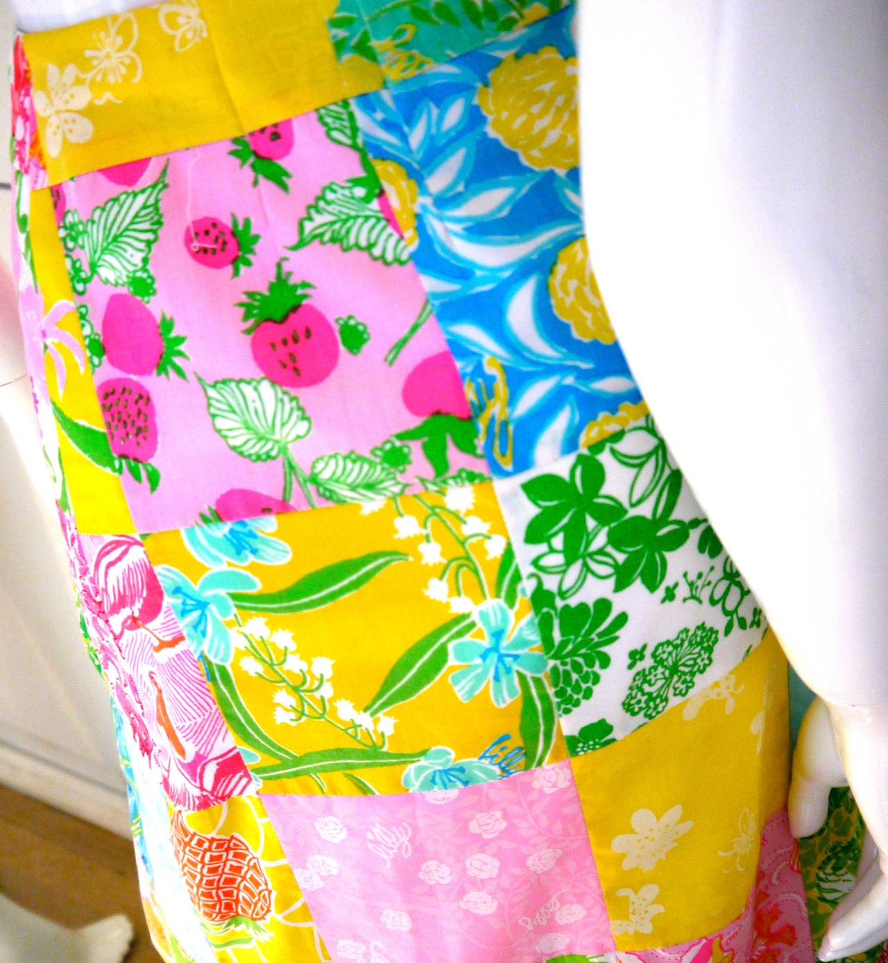Rare Vintage Lilly Pulitzer Skirt - 'The Lilly' - 1960's In New Condition In Boca Raton, FL