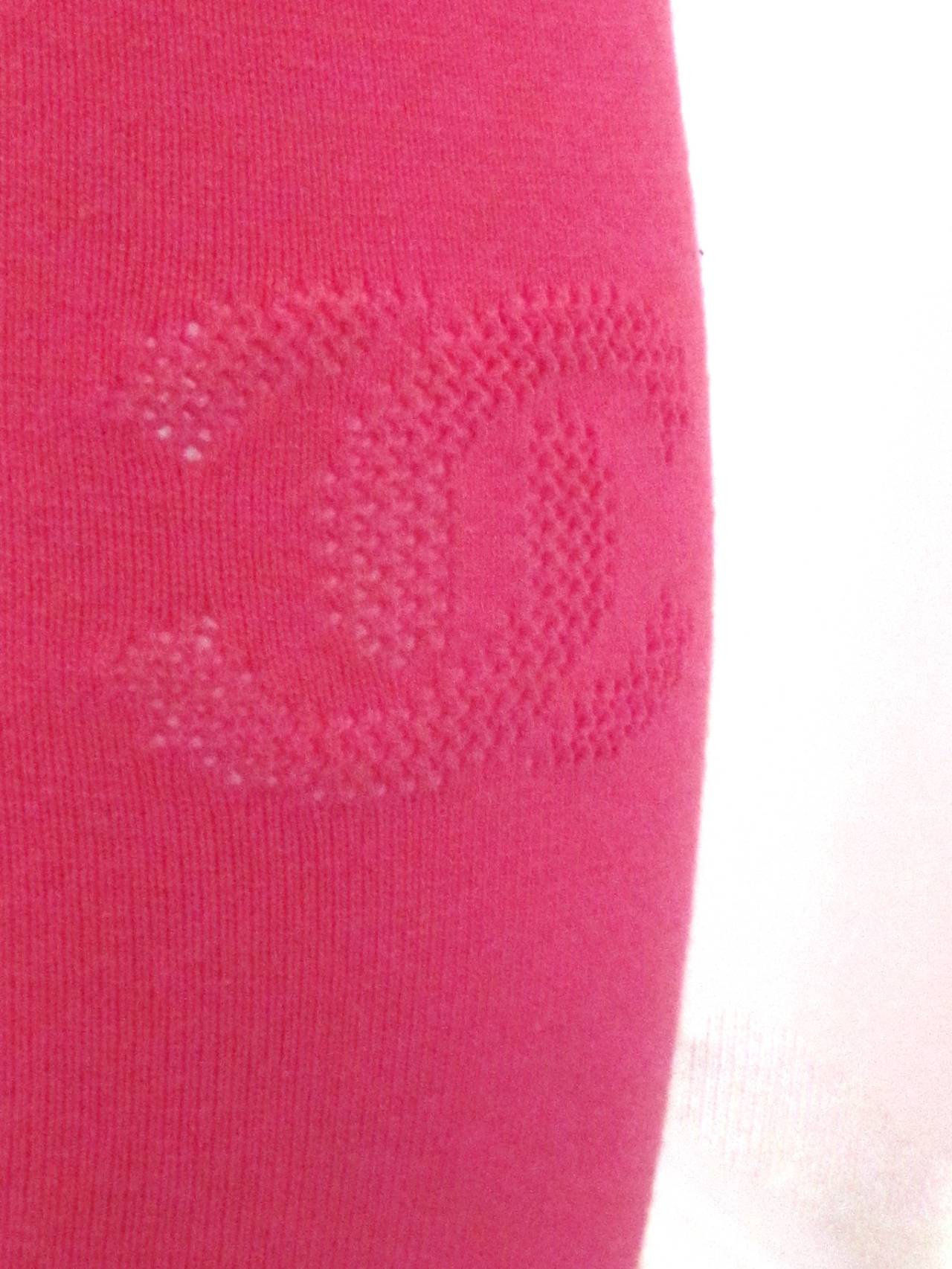 chanel pink leggings