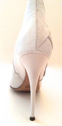 Chloe White Zip-Up Ankle Boots - White Suede, Leather, Python - Size 39