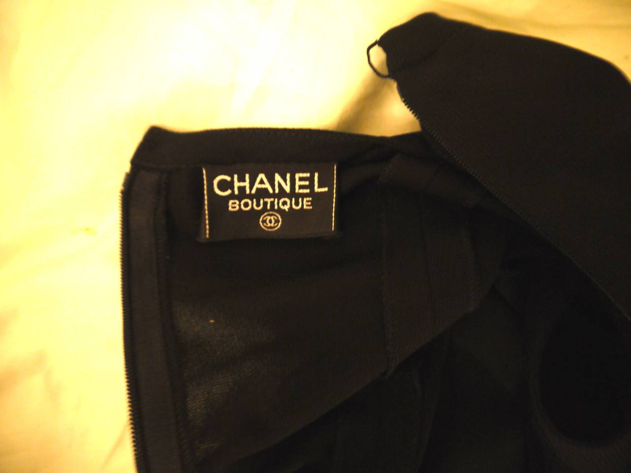 Chanel Black Top with Zipper Back In Excellent Condition For Sale In Boca Raton, FL