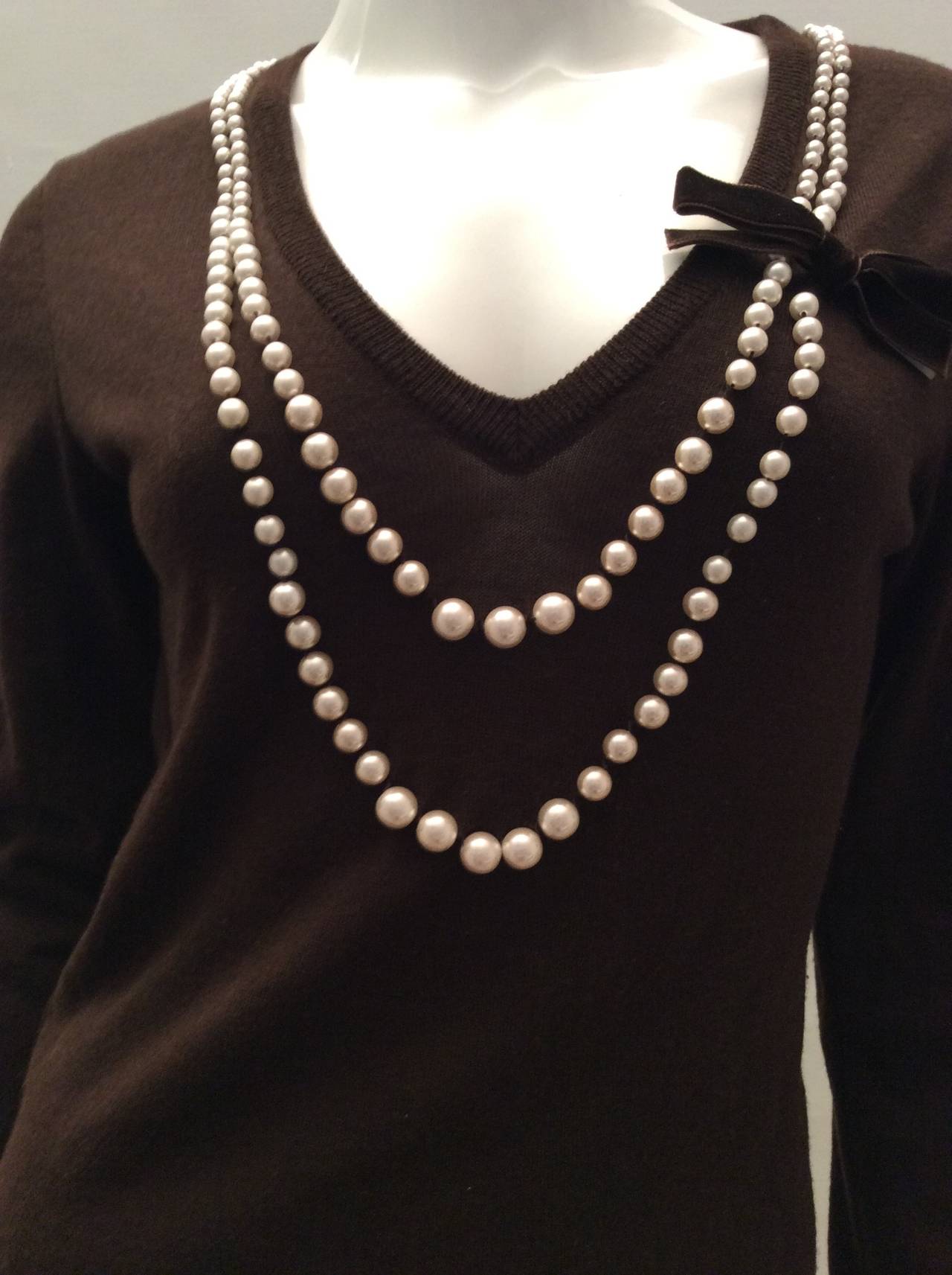 Moschino Cheap and Chic Brown Pearl Sweater In Good Condition For Sale In Boca Raton, FL