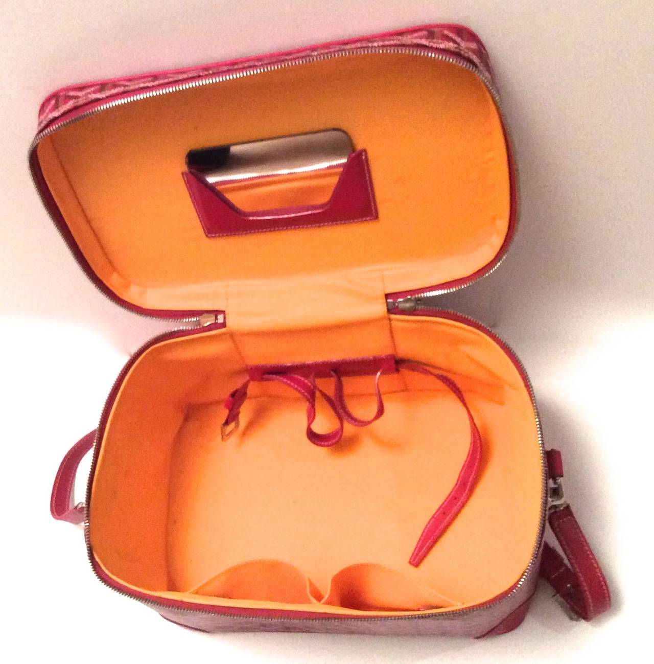 goyard makeup bag