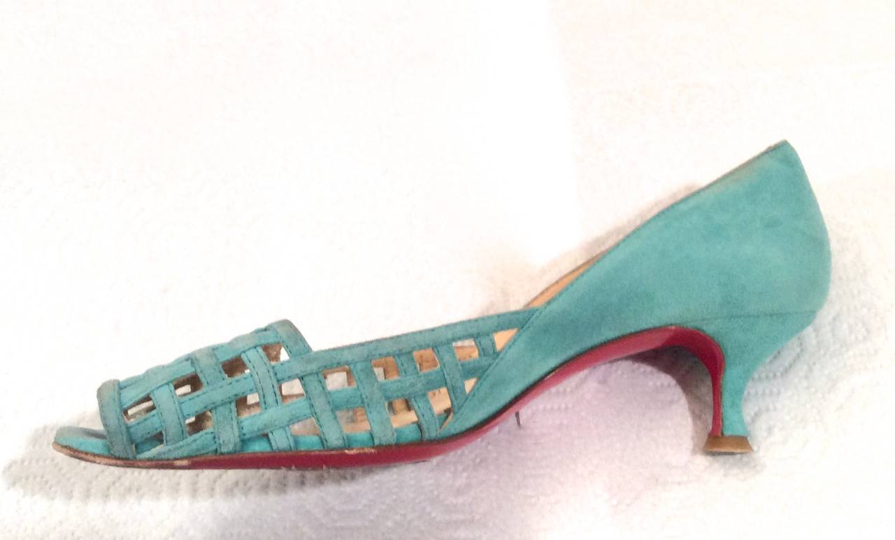 Beige Christian Louboutin Shoes - Size 38 - Aqua Suede Open Toe Kitten Heel For Sale