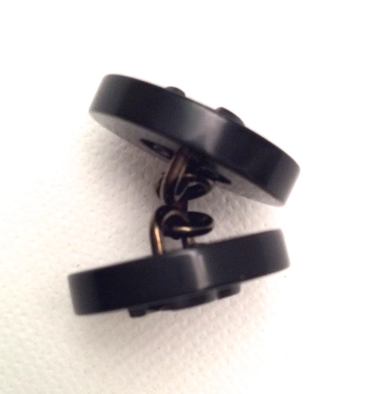 Pair of Chanel Black Cufflinks - 1980's - CC Logo In Excellent Condition For Sale In Boca Raton, FL