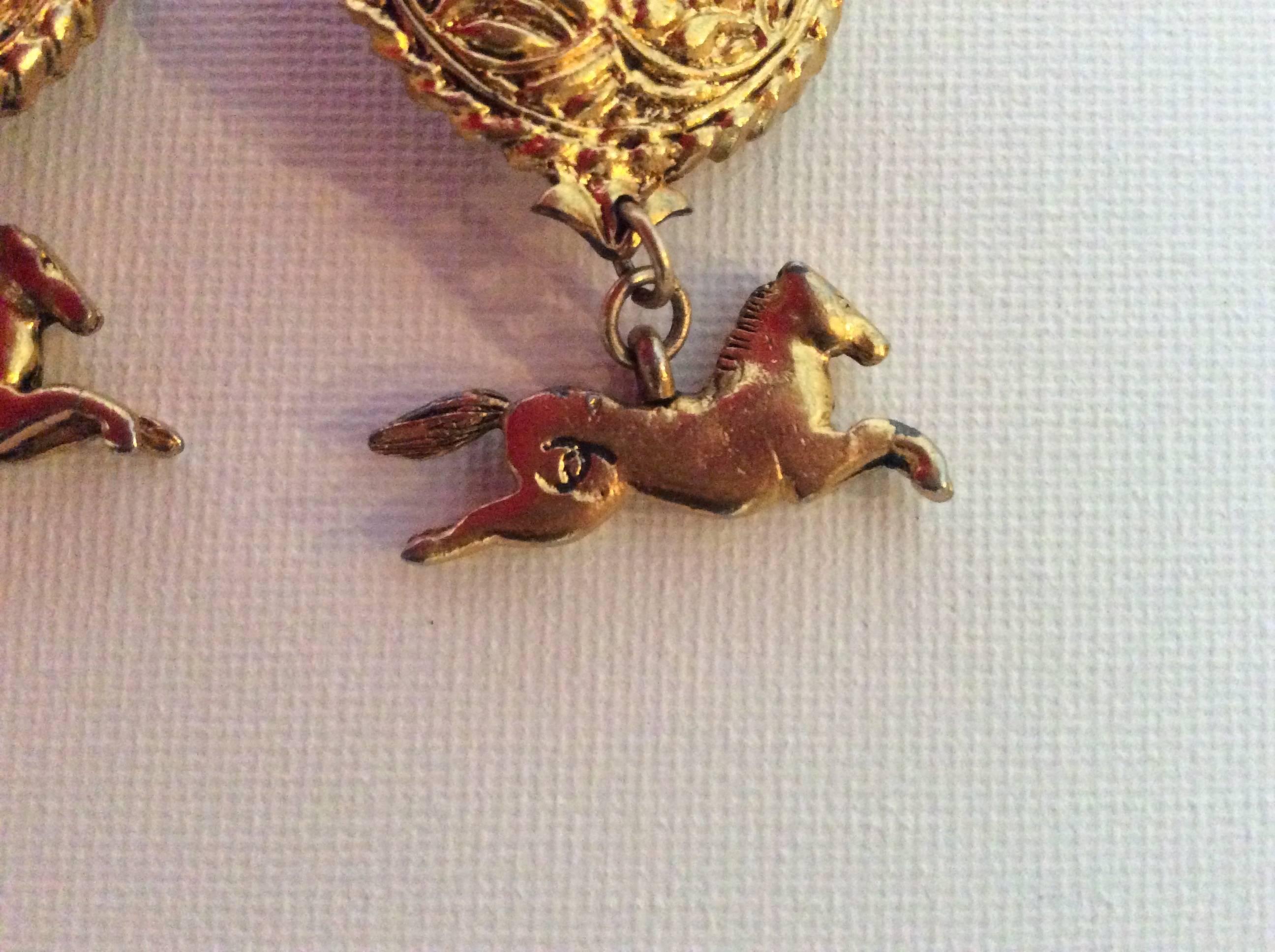 Vintage Chanel Gold Brooch with Man Riding Horse with Matching Earrings RARE 3