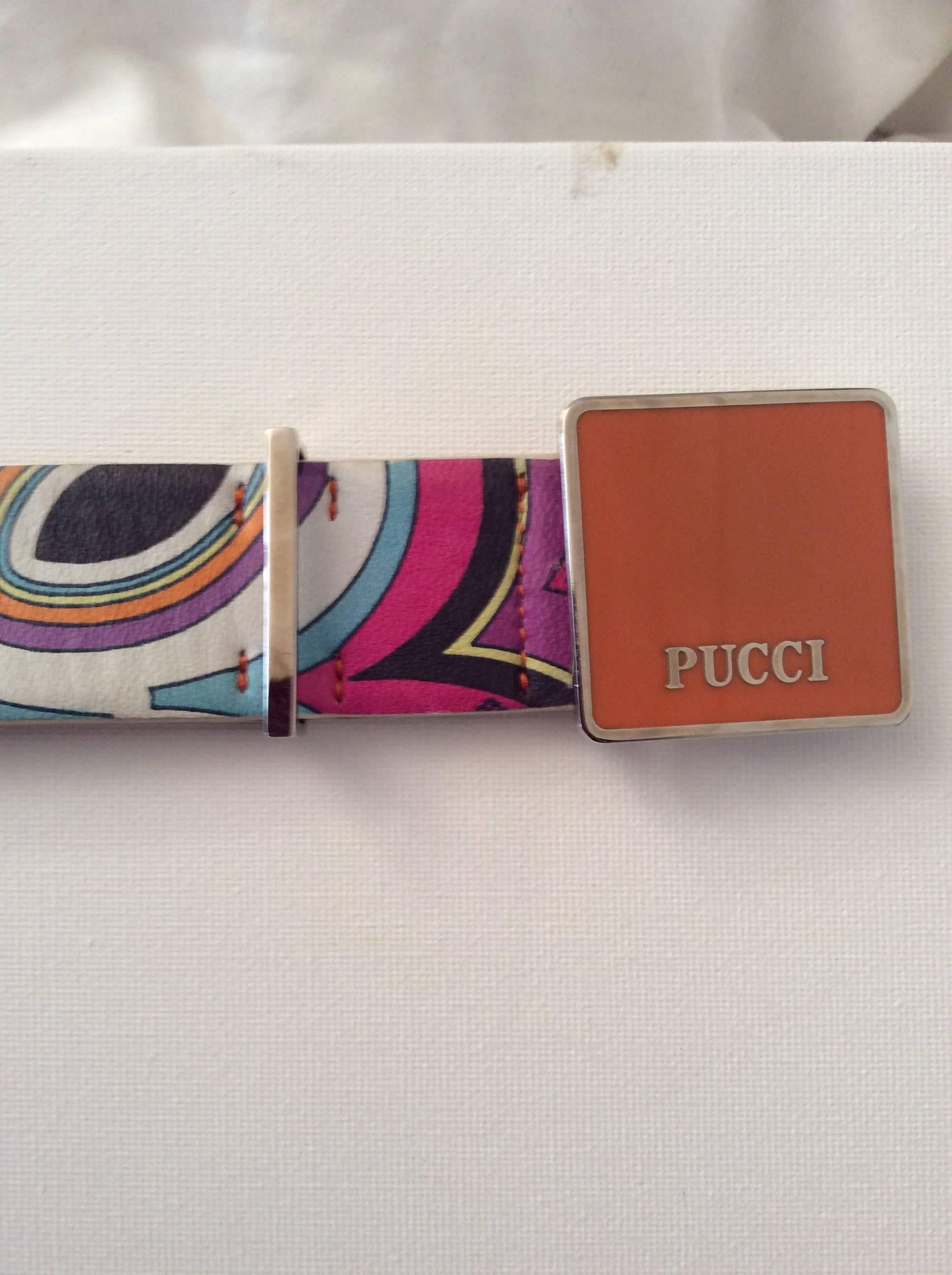 Emilio Pucci Leather Enamel Belt - Size 75  In Good Condition For Sale In Boca Raton, FL