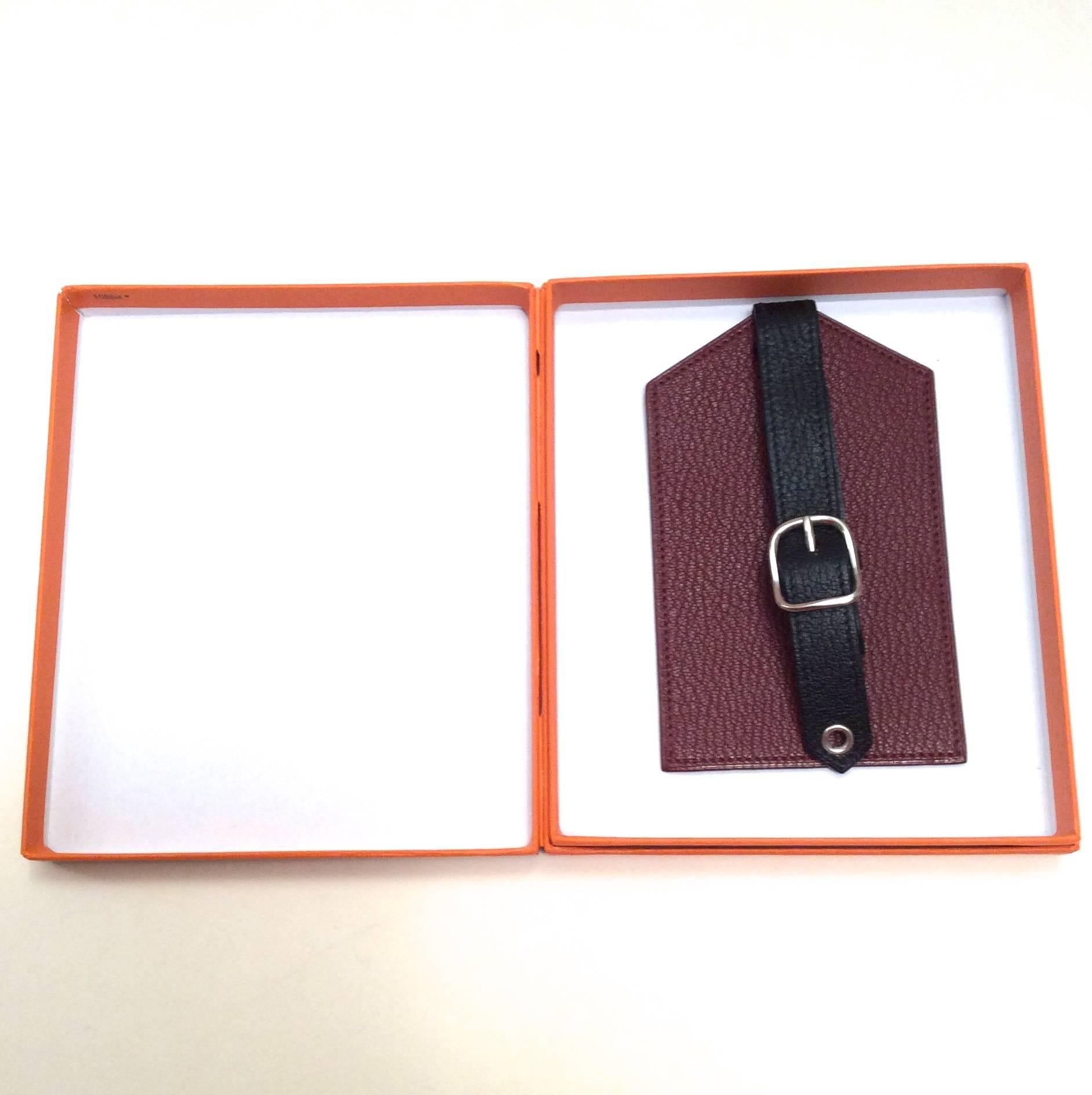 New Hermes Luggage Tag / Bag Charm - Red and Black For Sale 1