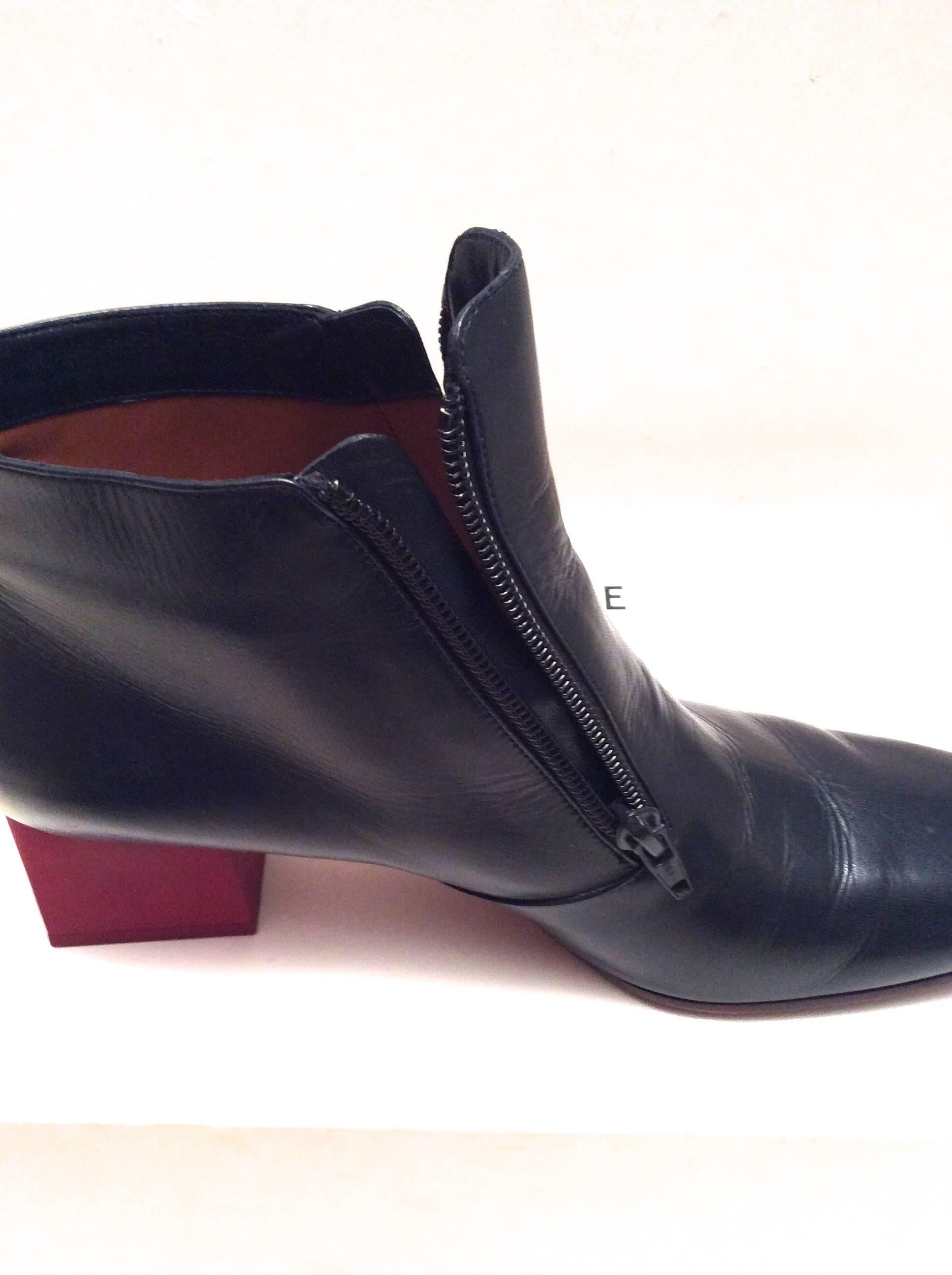 Celine Boots - Short Navy Leather with Red Heel - Size 37.5 For Sale 3