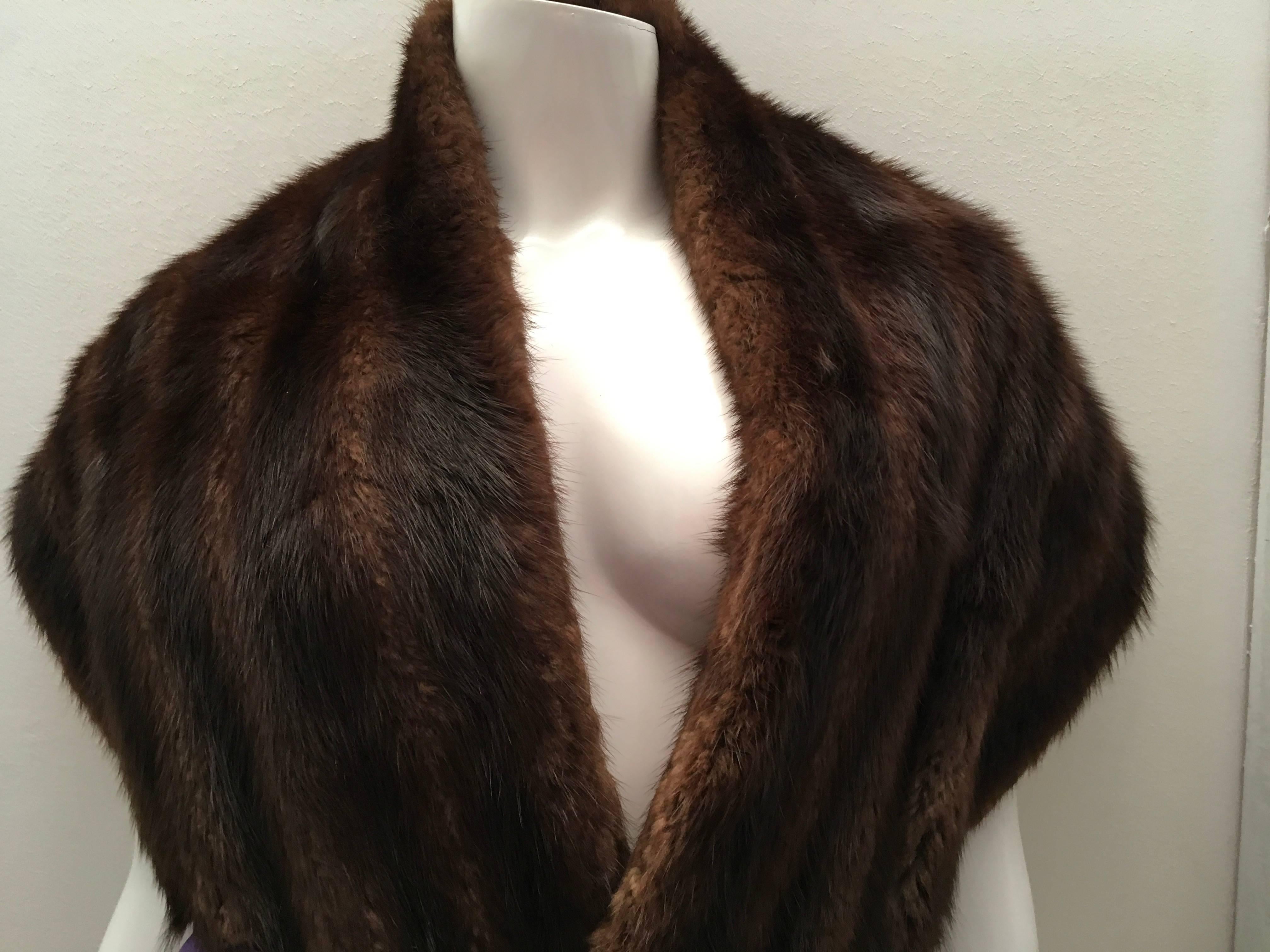 Beautiful 1960’s Chocolate Mink Shawl In Excellent Condition For Sale In Boca Raton, FL